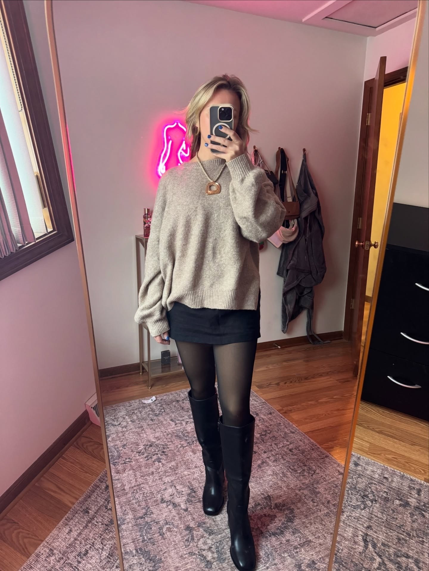 Fleece lined tights have changed the game

#ootn #capsulewardrobe #whatsinmycloset #ootn #styletips #wearingvsstyling #tights #smallcontentcreatorsupport #gno #winterwardrobe

#LTKHoliday #LTKootd #LTKFindsUnder50