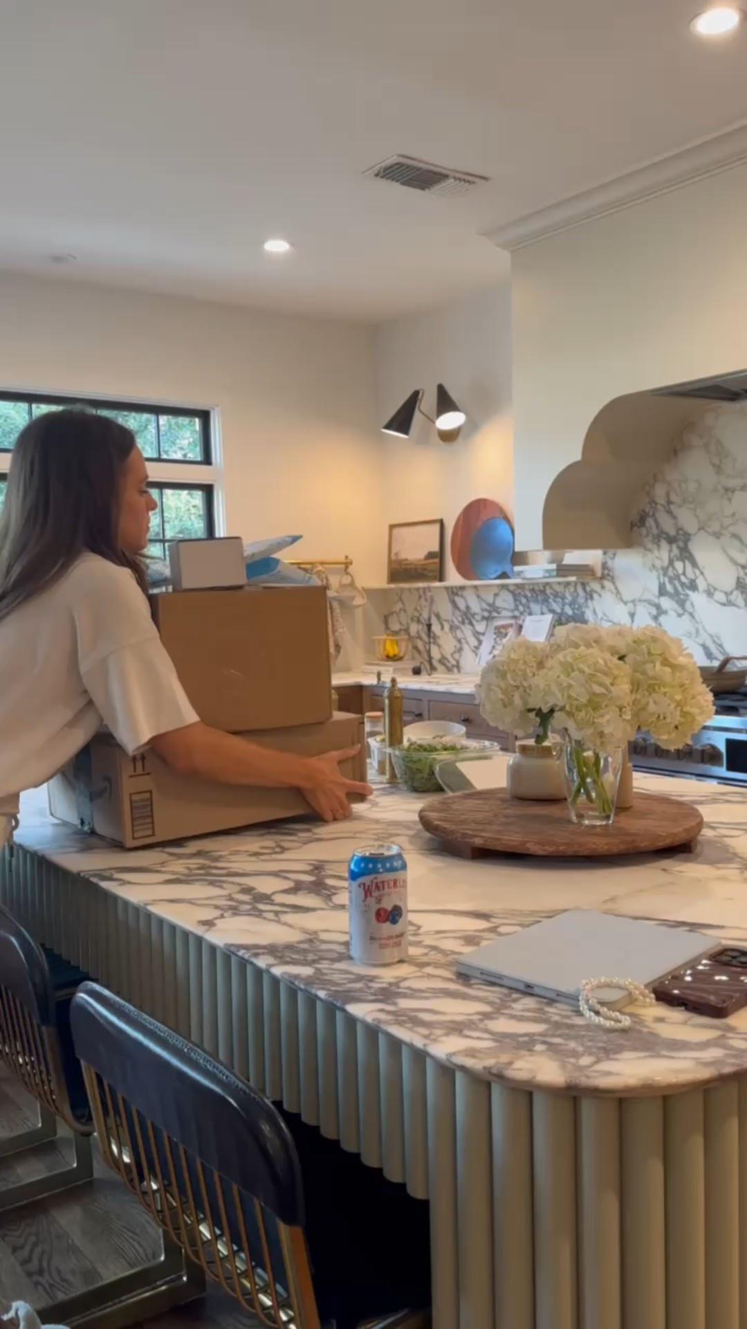 Closing Shift: Kitchen Edition 🧽🫧
Anyone else feel like the mess will haunt them if they don't do it right then and there lol 
Set, XS

Use code: ALOPROFILE for 15% off all Branch Basics starter kits

If you don’t see some home decor you’re looking for linked on this post check my home links collection here on LTK!

#LTKHome #LTKFamily #LTKKids