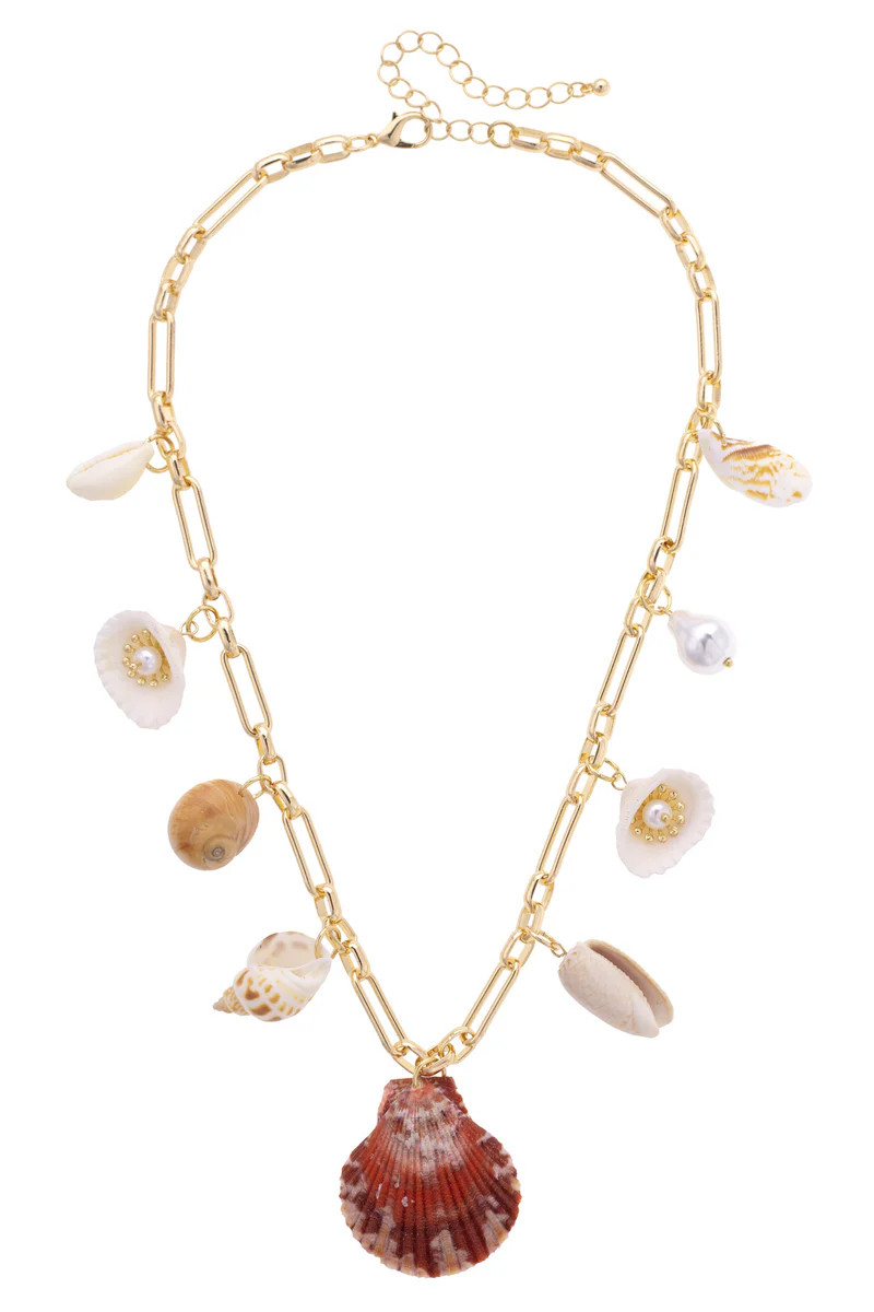 She Sells Seashells Charm Necklace in Shiny Gold | CANVAS