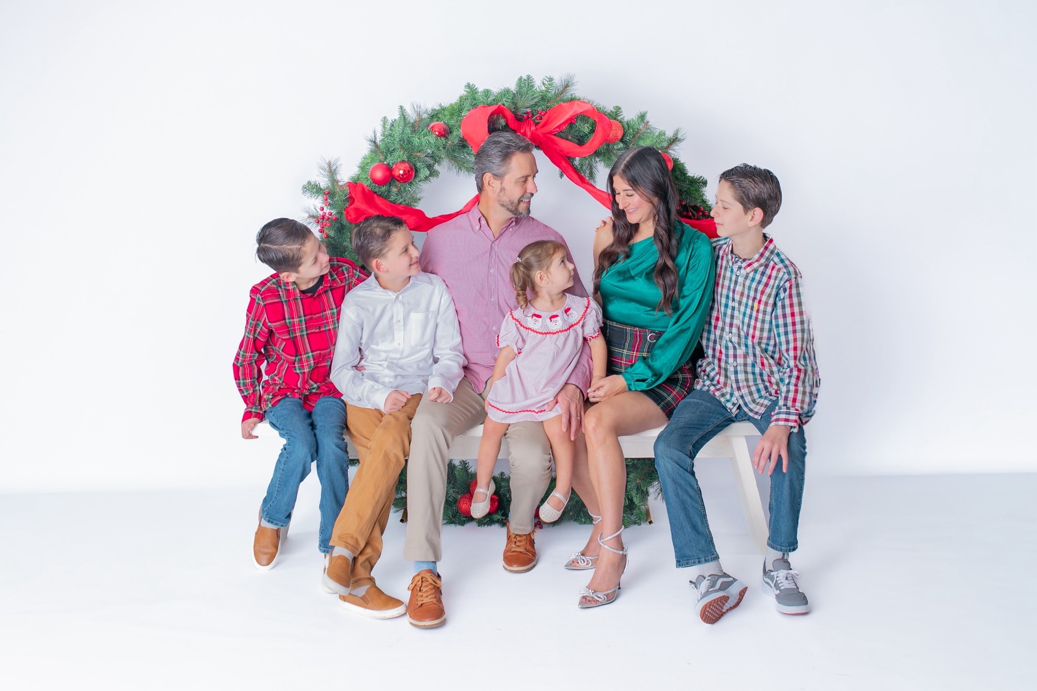 Holiday photo outfits. Family Christmas outfits 

#LTKGiftGuide #LTKHoliday #LTKKids