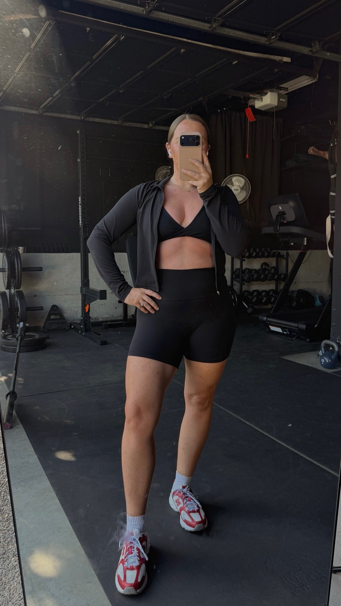 Gym OOTD 🖤❤️ size 8/10 | M/L | 5’4”

#LTKootd #LTKfitnessgoals #LTKActive