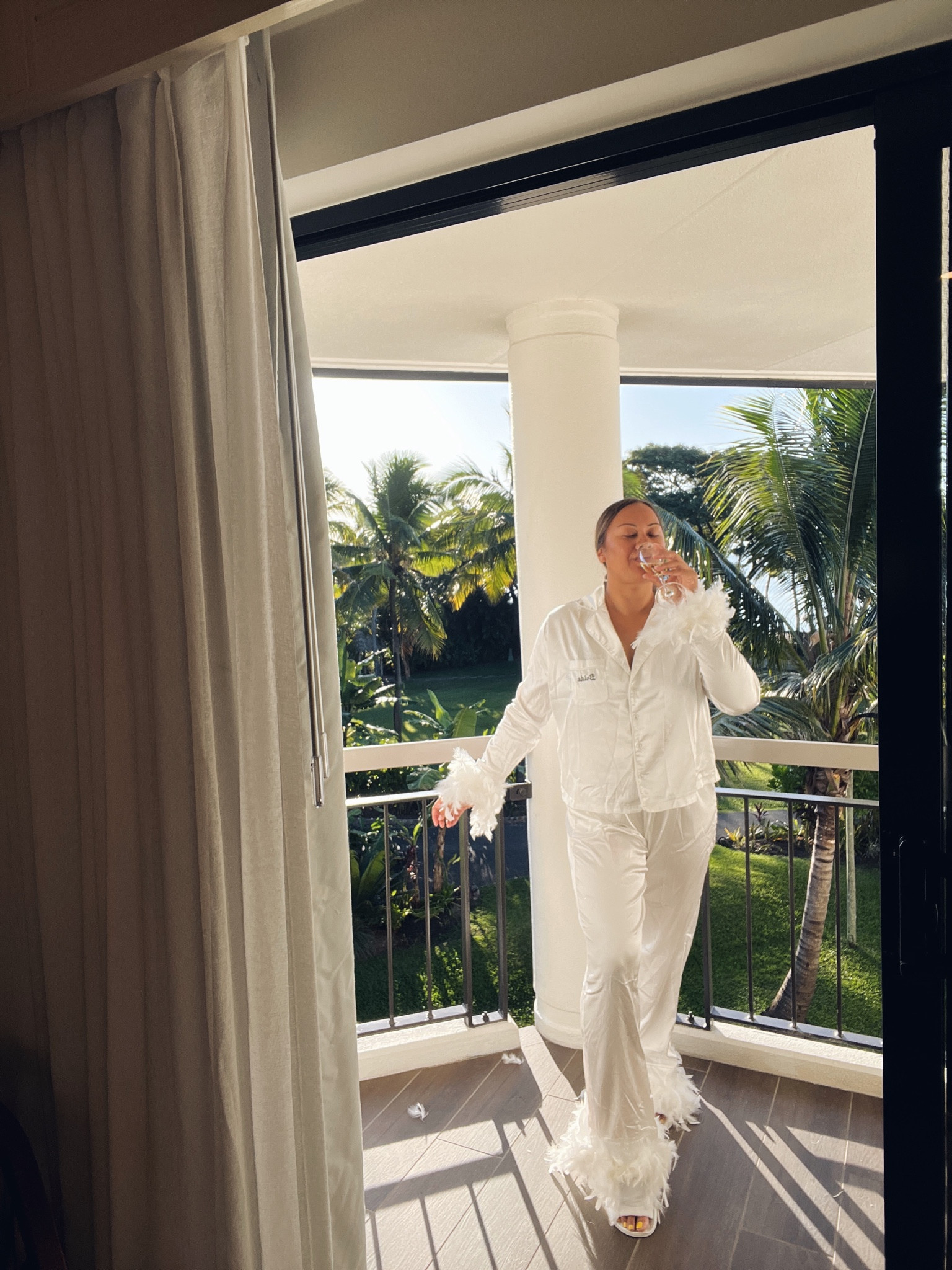 wearing a L. I honestly would’ve sized down. It’s a runs pretty big. 

#LTKSeasonal #LTKtravel #LTKwedding