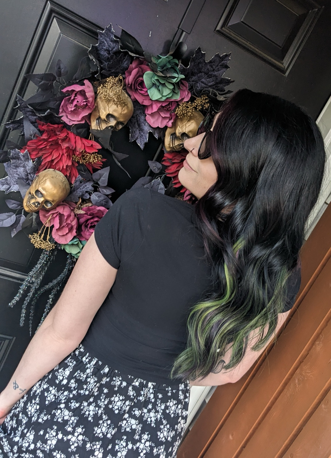 🍁🖤 halloween decor 🖤🍁 I’ve got my spooky wreath all spruced up for the season! 

#LTKhome #LTKHalloween #LTKSeasonal