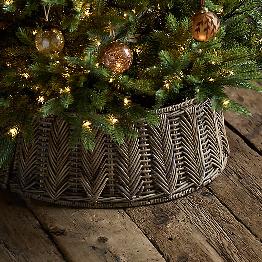Leafy Rattan Hinged Tree Collar | Terrain