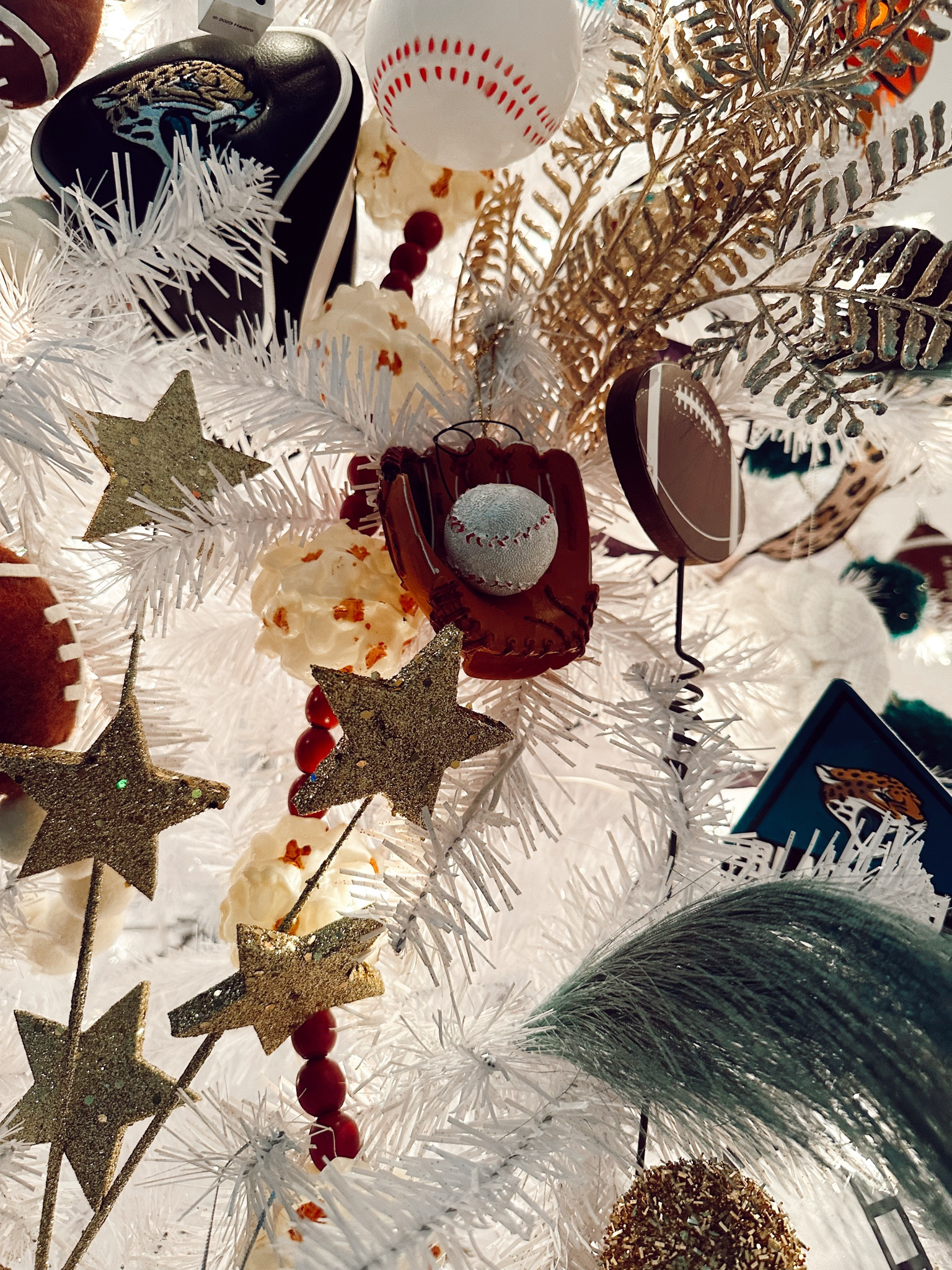 Media room tree up close! 

#christmastreedecor 

#LTKHoliday #LTKhome #LTKSeasonal