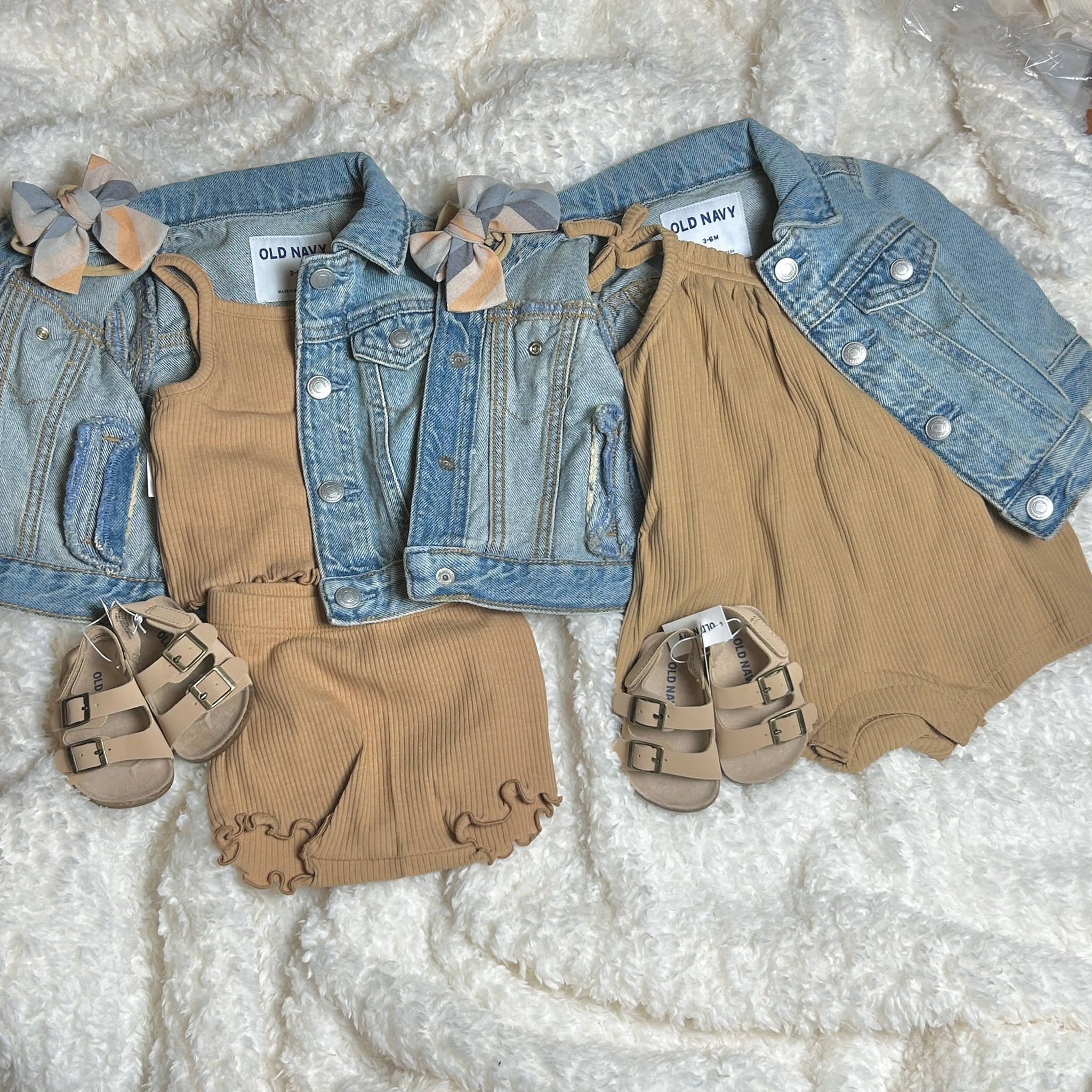 Baby girl spring neutral outfit 40% off at Old Navy!

#LTKsalealert #LTKbaby #LTKkids