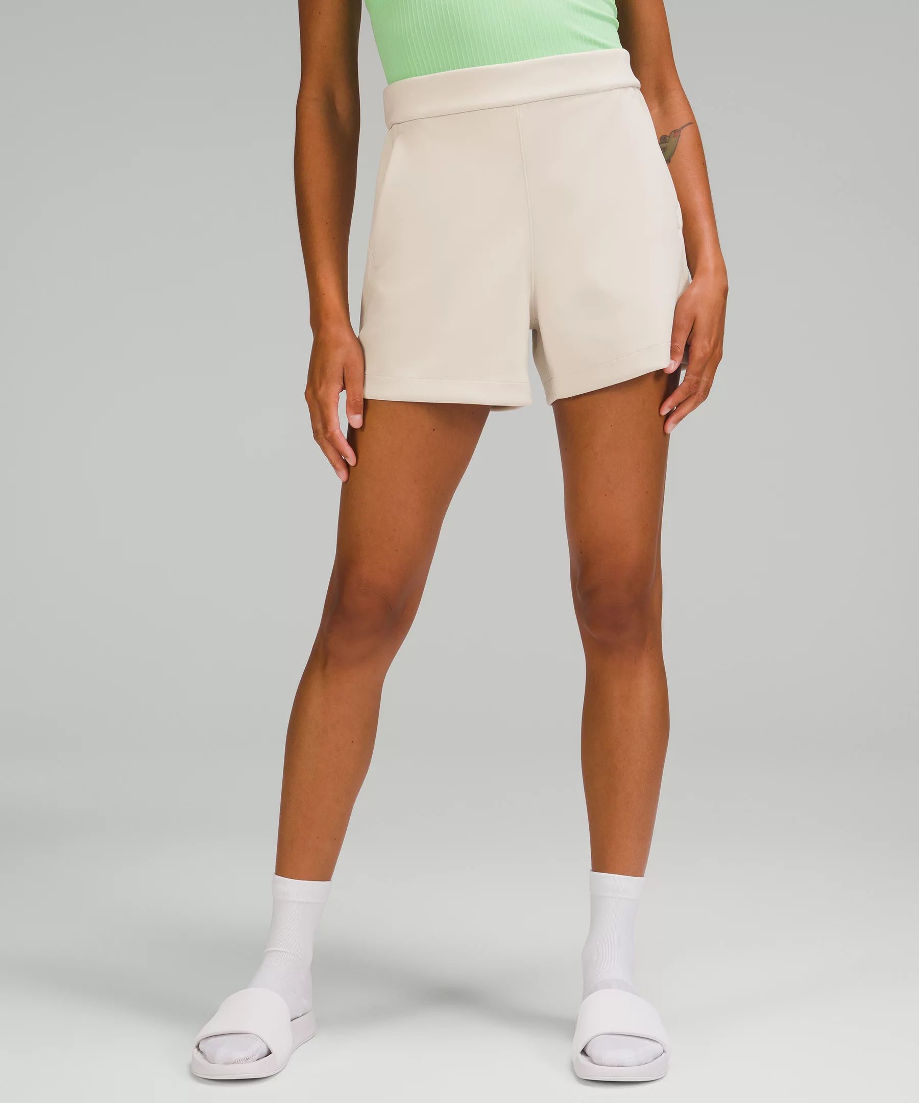 Softstreme Relaxed Short 4" | Lululemon (US)