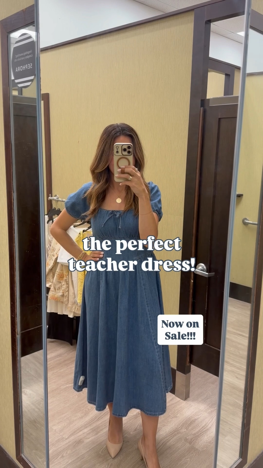 The perfect teacher dress from Kohls ✏️💛

Love the puff sleeves and smocked back. Soft and works well with flat, sandals or heels. Now on sale! 

Teacher dress, denim dress 


#LTKootd #LTKWorkwear #LTKMidsize