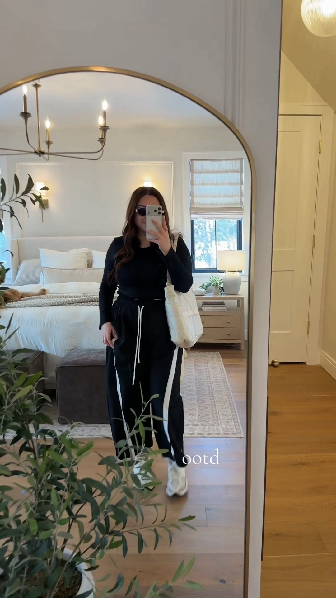 my outfit of the day, perfect for looking out together on a busy day💫🤍

#LTKHome #LTKootd