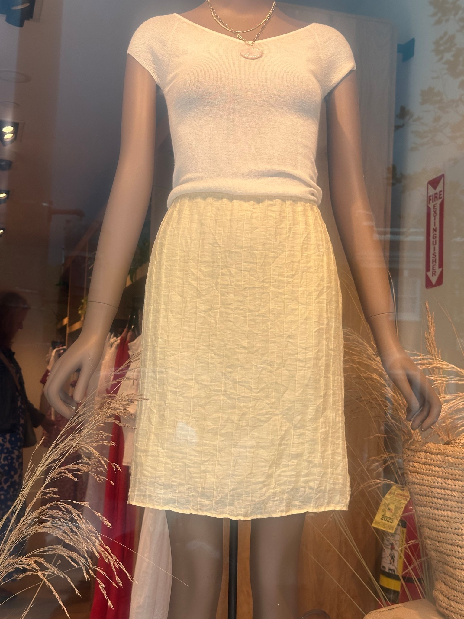 Window shopping at J Crew. Depending where you work or play, this can be a great work outfit or a resort look or anything in between. 