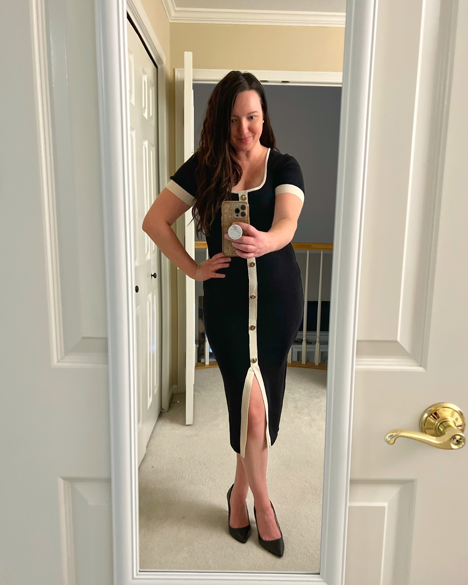 I’m love with this gorgeous midi dress!  Major Chanel vibes!  TTS - wearing a Medium.  Got this at the Express Outlet, but have linked similar ones below!

#LTKSeasonal #LTKworkwear #LTKmidsize