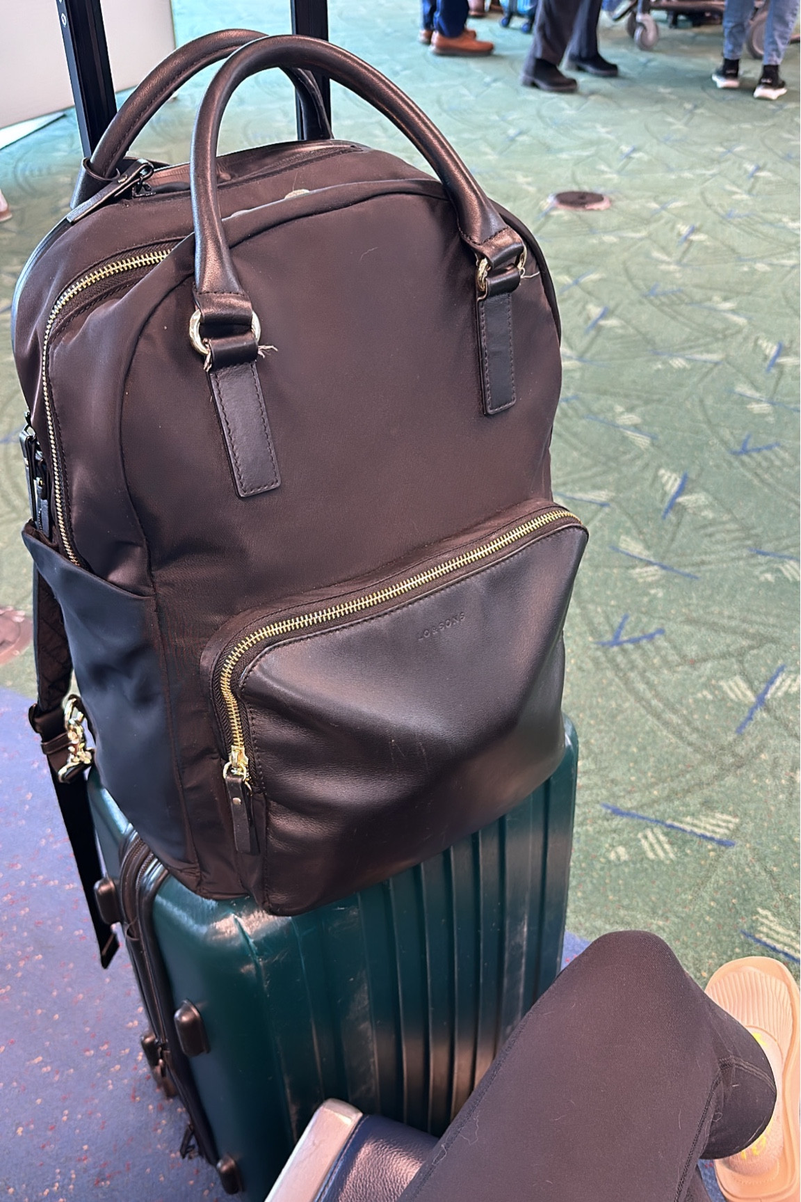 Go to travel bags for versatility and durabilityy

#LTKworkwear #LTKAsia #LTKtravel
