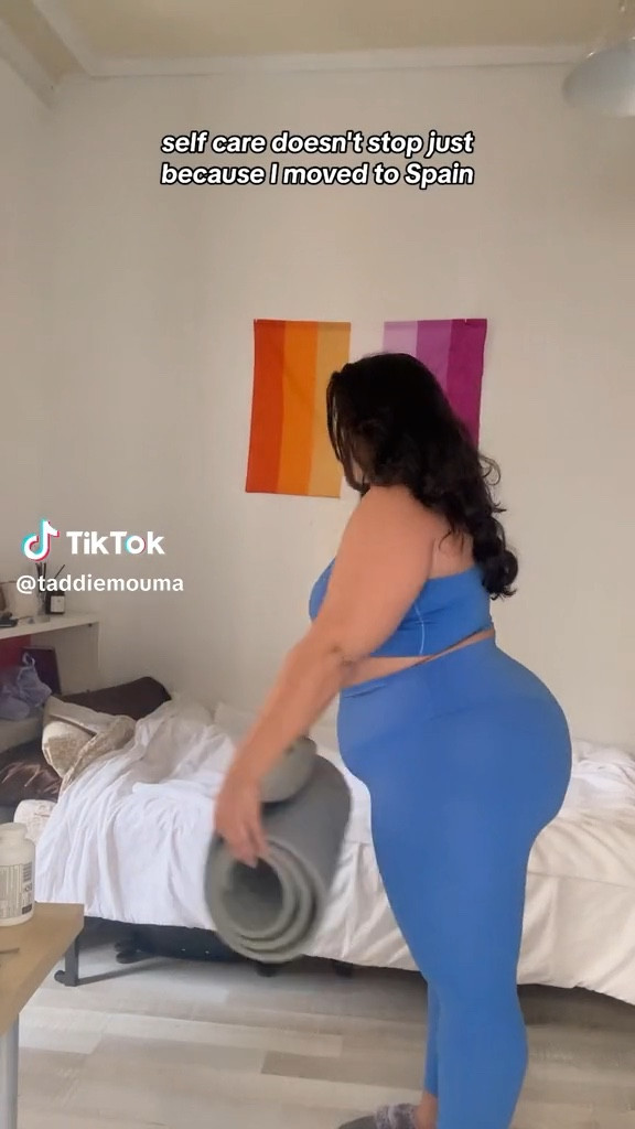 This aerie matching set is literally everything!! The fit is so perfect and im wearing a size XXL in both the top and bottom🫶🏼

#LTKstyletip #LTKSpringSale #LTKplussize