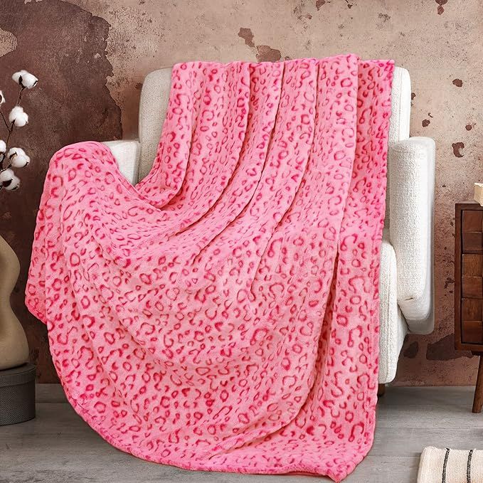 ZHIKU Blanket Pink Throw Soft Fleece Blankets Throw Blanket Lightweight 50"×60" | Amazon (US)