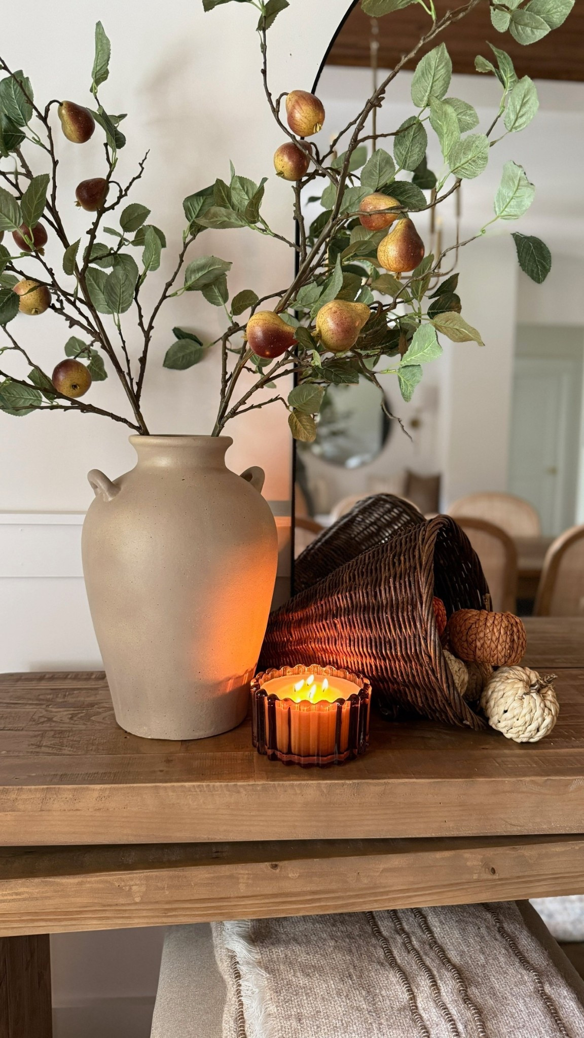 How pretty is this fall styling moment? Love this unique stems that bring so much warmth and character!

#LTKHome #LTKFindsUnder50 #LTKSeasonal
