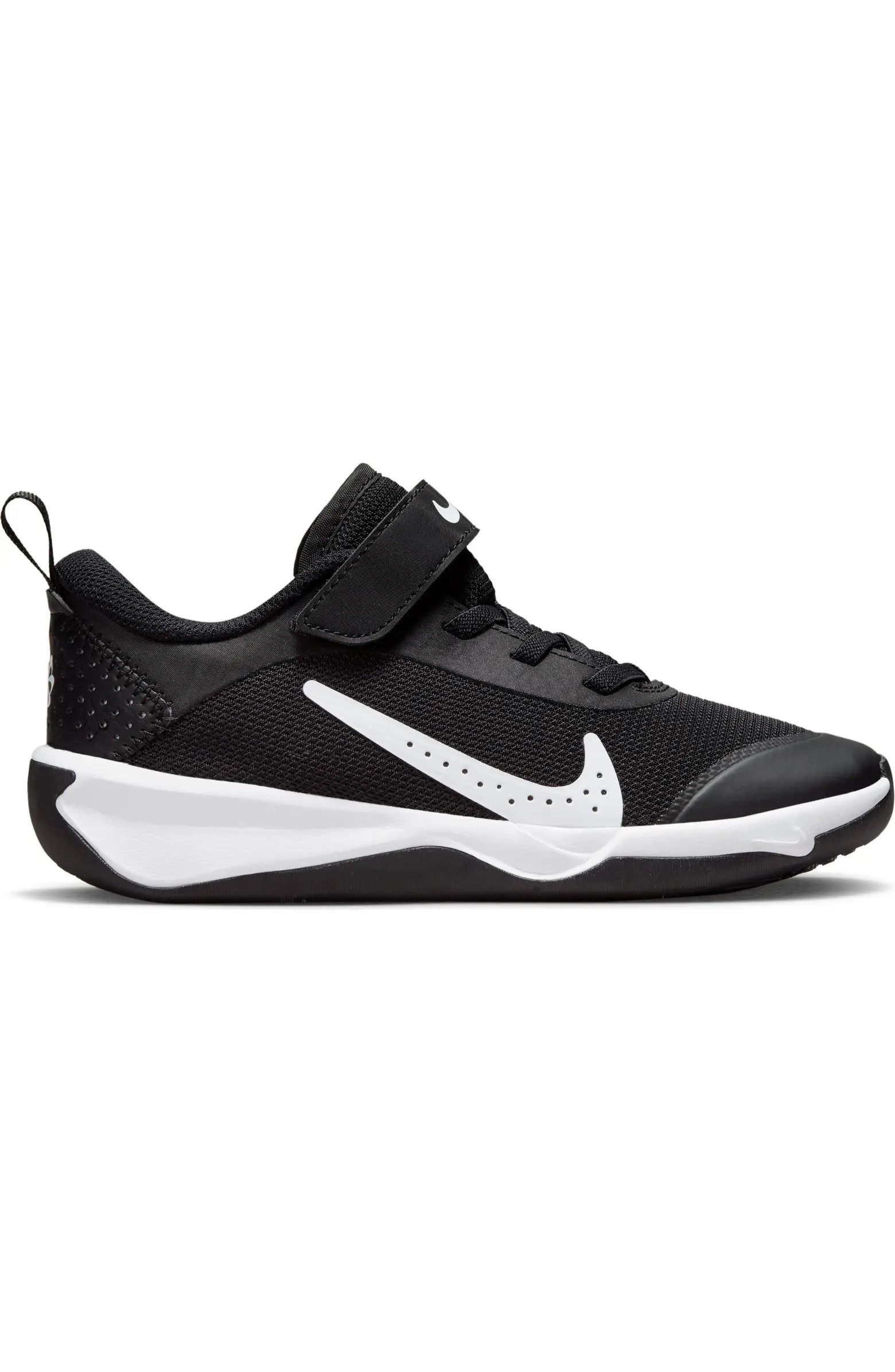 Nike Kids' Omni Multi-Court Sneaker | Nordstrom | Nordstrom