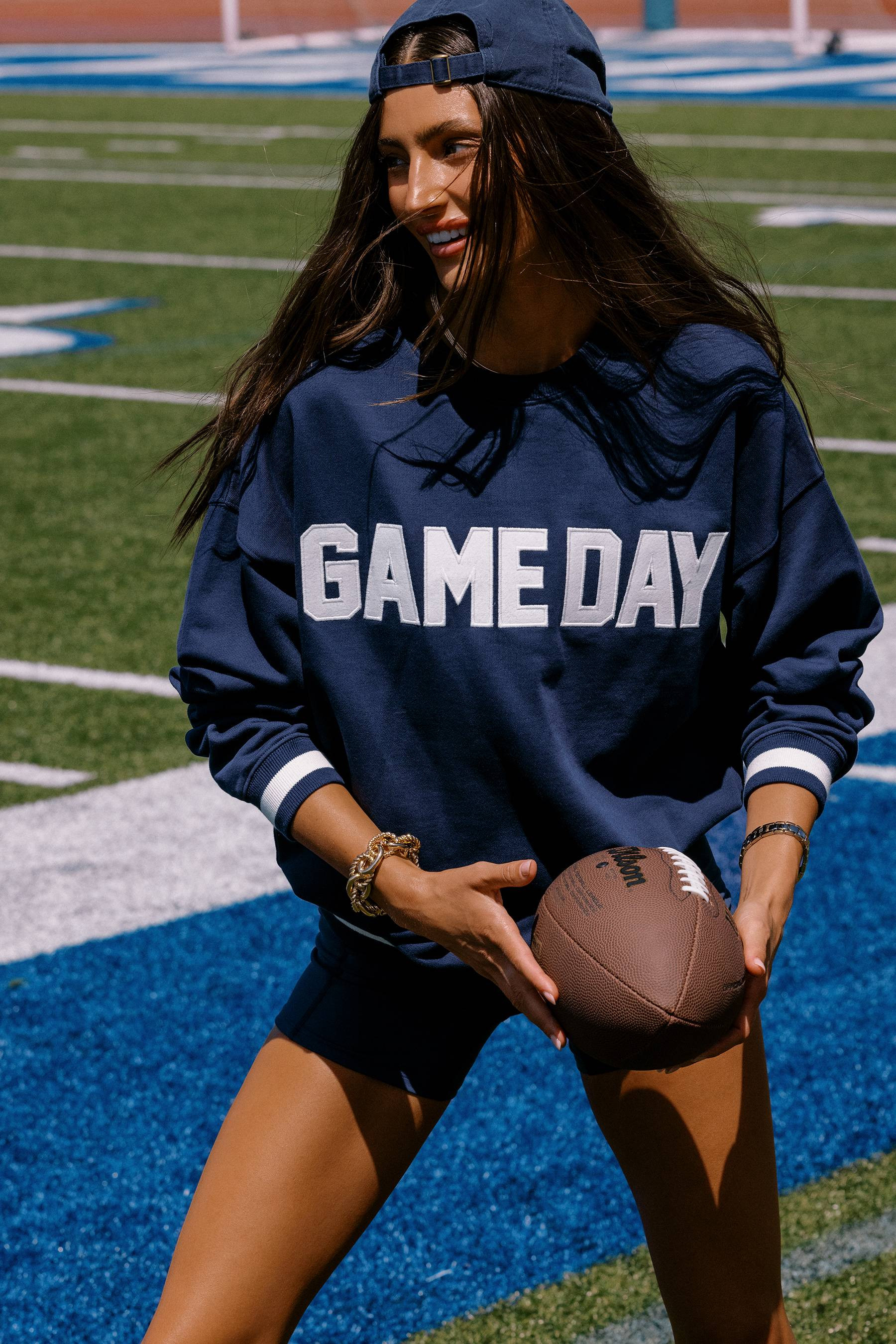 Devyn Game Day Sweatshirt Navy | Sporty Sweatshirt | Beach Riot | Beach Riot