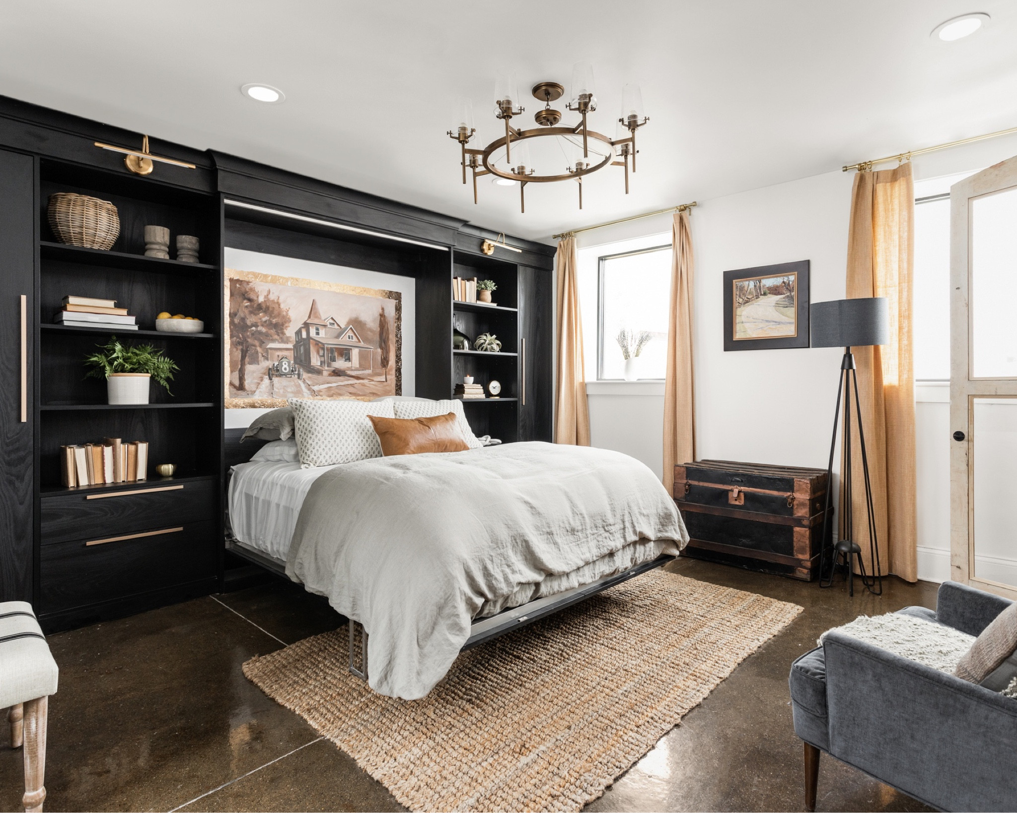 The perfect combination of historic property and lavish bed and breakfast, this studio space turned out to be a stunner.

#LTKhome