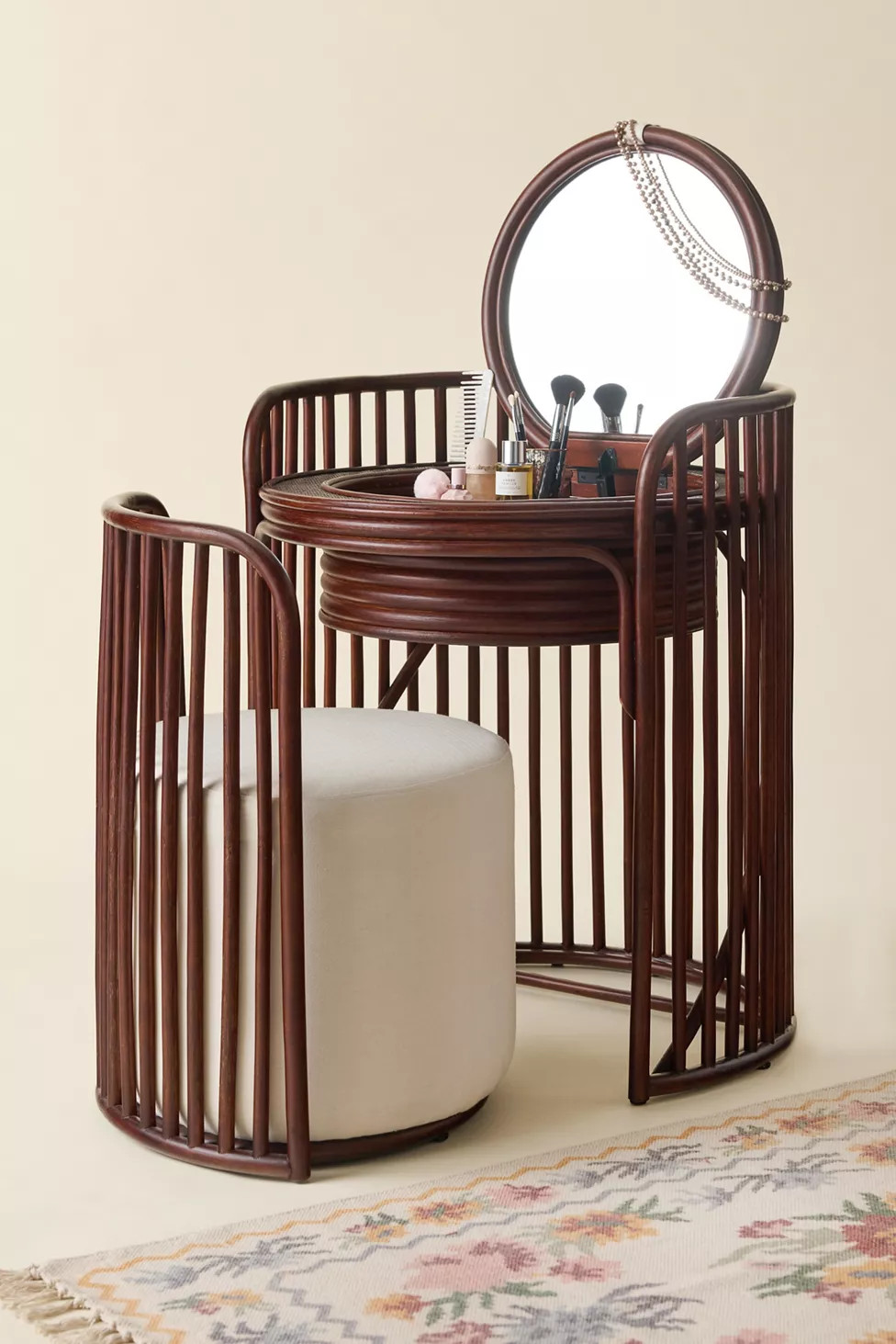 Elise Vanity & Stool Set | Urban Outfitters (US and RoW)