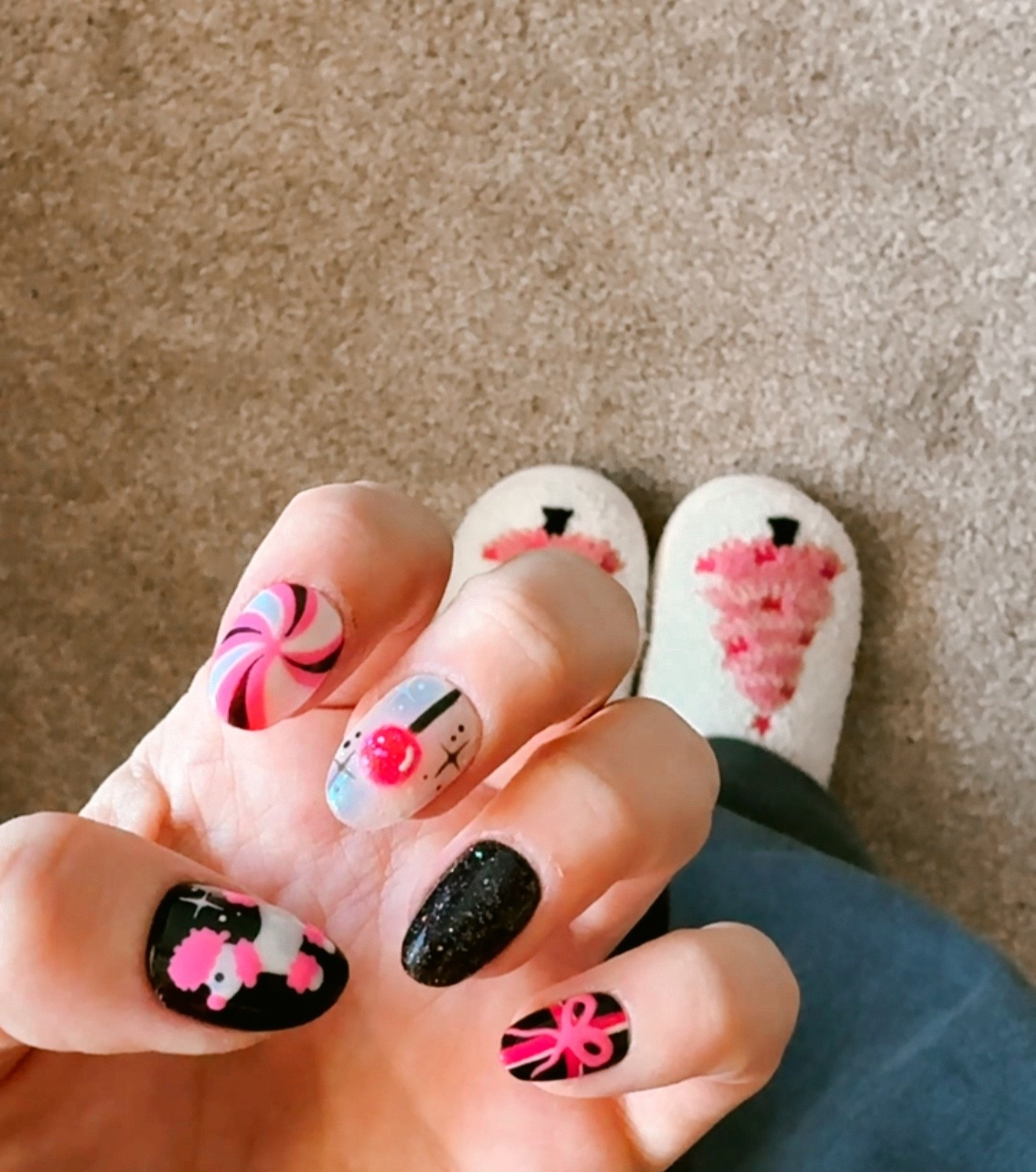 Custom nails by my fav girl!!!! Click on link to go to her shop and u can buy “custom” with any design u want - she also has amazing designs for sale on there already too!

#LTKBeauty #LTKHoliday #LTKGiftGuide