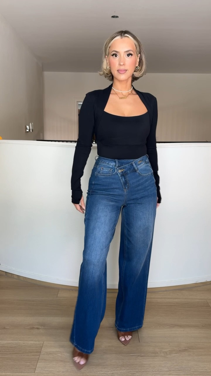 These Halara jeans are must haves! 🤩

#LTKgrwm #LTKootd #LTKmomlife