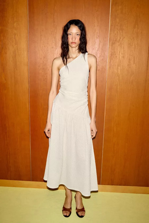 TEXTURED ASYMMETRIC DRESS | Zara UK