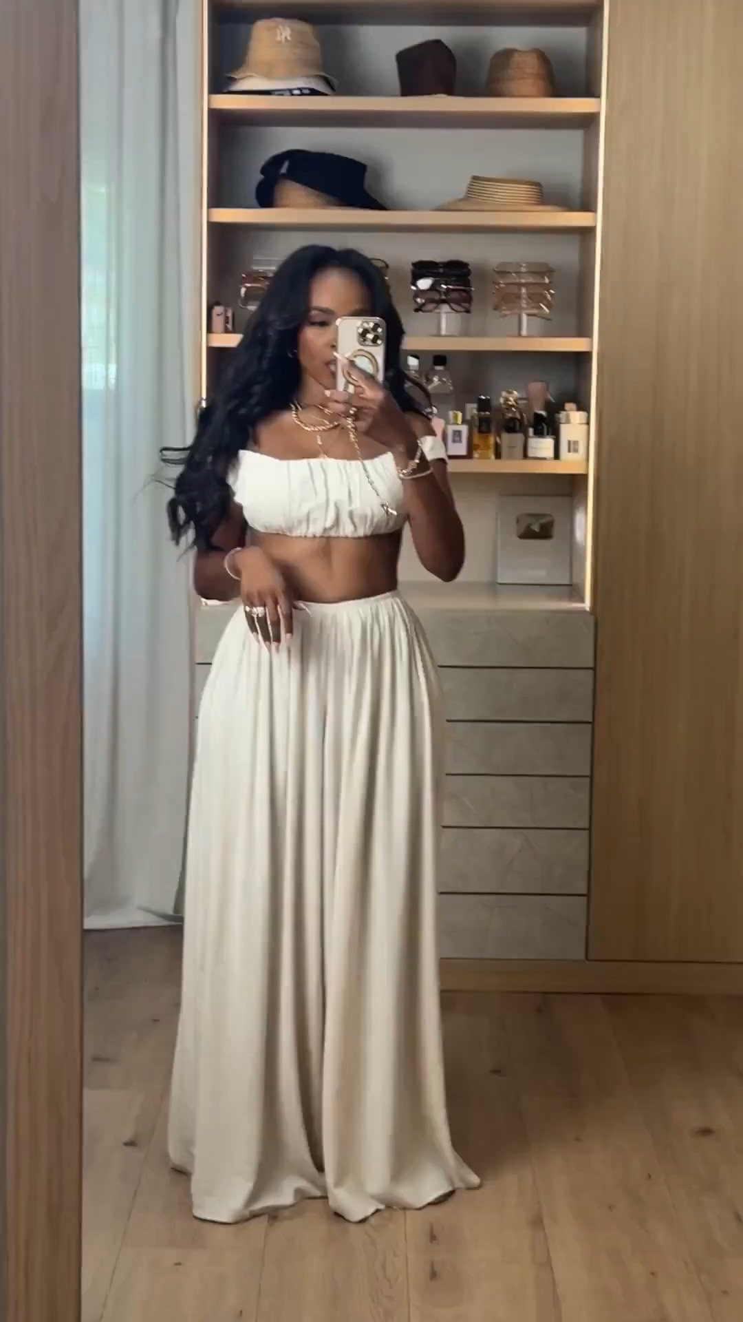 Scroll to shop! ✨ Everything from this look is linked below. 👇🏽    

Wearing: Size Small | 5’4” | 140 lbs

  📲   Download the FREE LTK app & follow me (@kirasfashionfinds) to shop all my daily finds.  #LTKootd #LTKPetite #LTKU