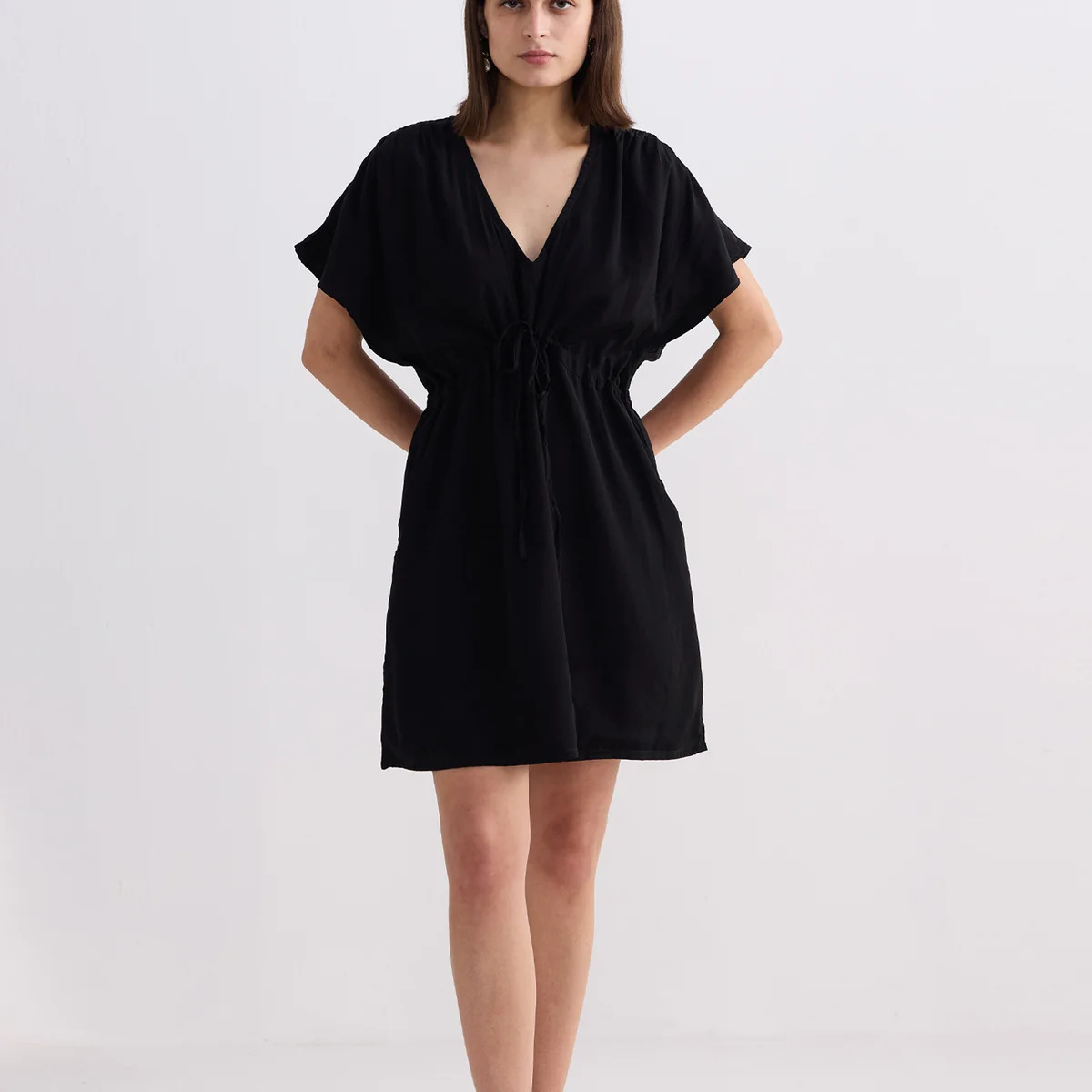 Short Gathered Dress in Black | Reistor