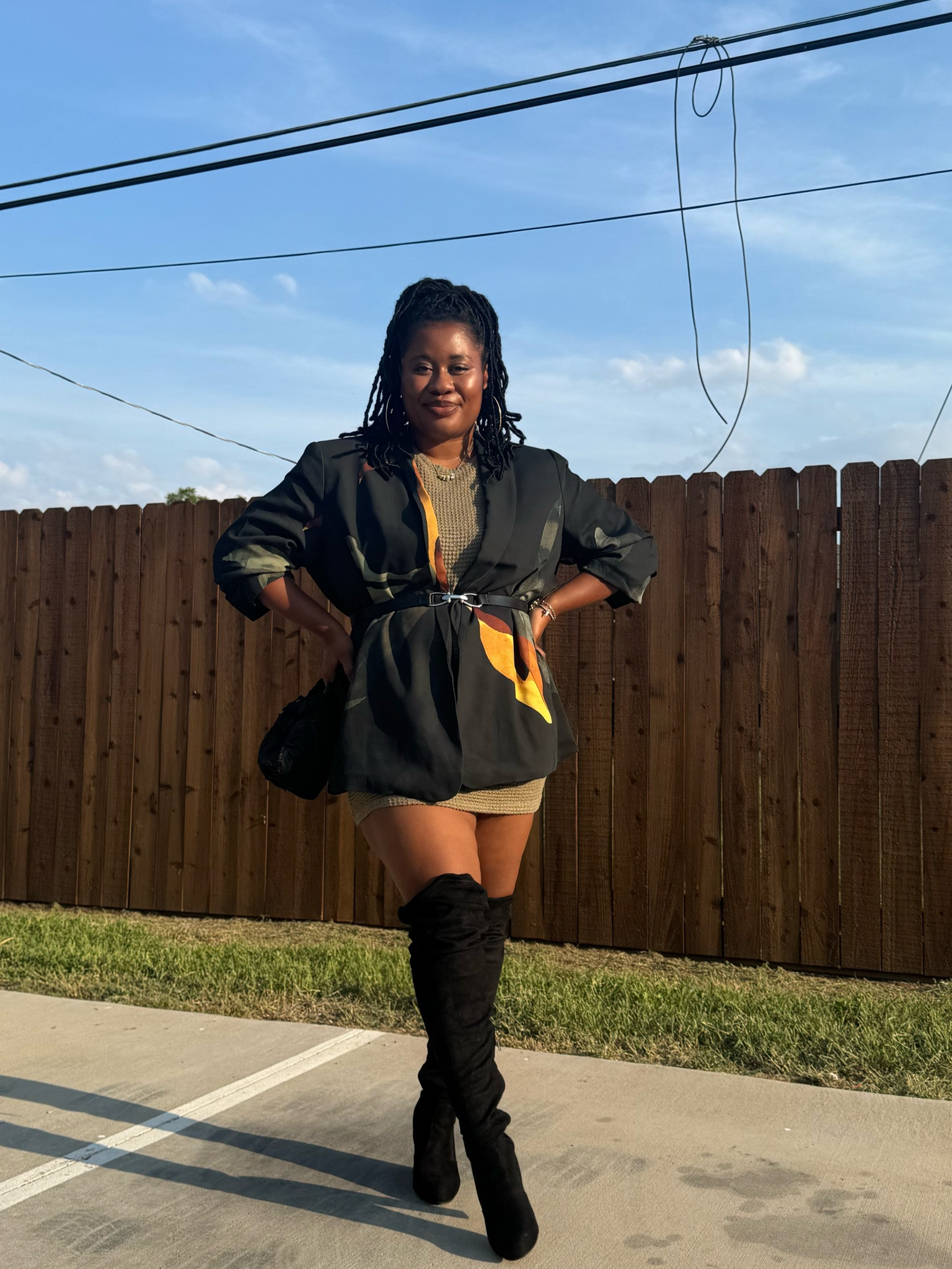 For reference I sized up by one in the blazer to get an oversize effect. The “dress” underneath is a men’s tank (stole from hubby) in a size men’s XL! 

Note that the tank is thinner material so you’ll need to wear darker undergarments or flesh tones 


Fall style, fall fashion inspiration, oversize blazer 

#LTKStyleTip #LTKMidsize