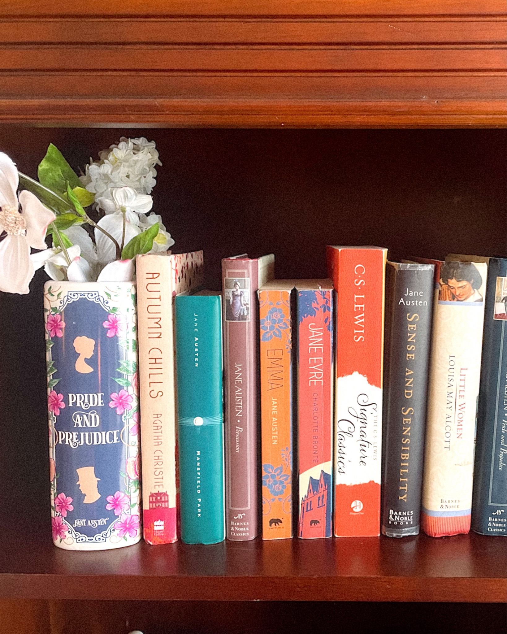 A book vase is the perfect addition to any book shelf or side table! It also makes for a lovely gift. Here are some classic novel book vases linked below! #Christmasgift #Booklover #shelfdecor #bookvase

#LTKHome #LTKGiftGuide #LTKHoliday