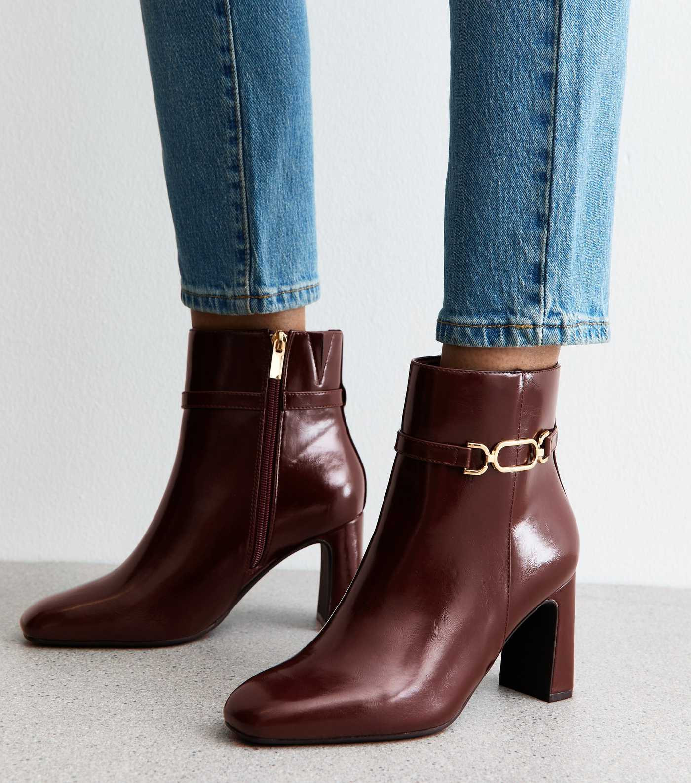 Wide Fit Burgundy Faux Leather Chain Trim Ankle Boots | New Look | New Look (UK)