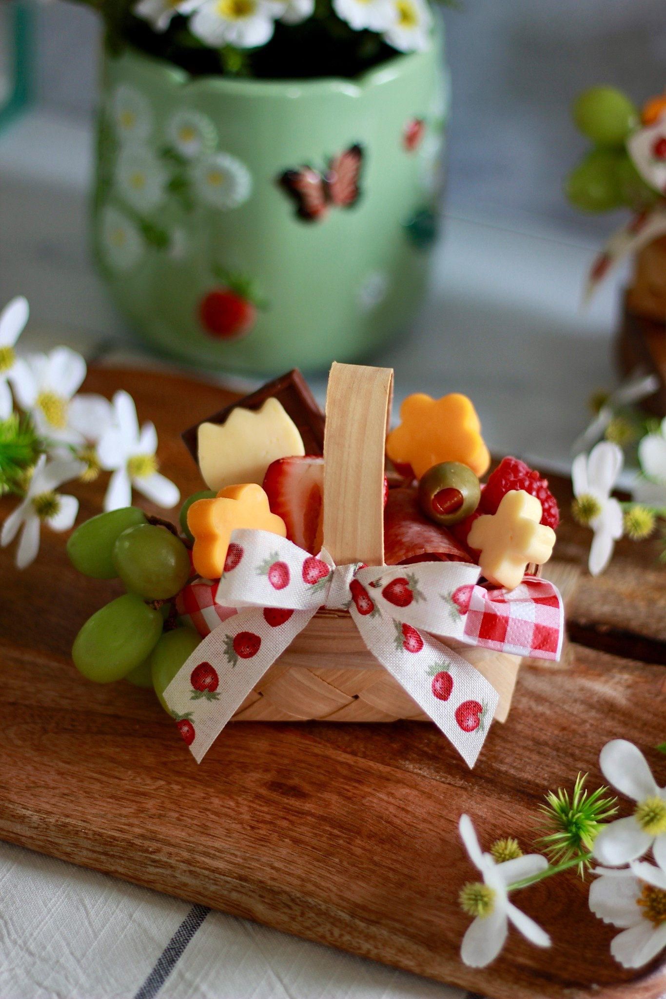 Charcuterie picnic baskets are so cute for summer parties! 

#LTKSeasonal #LTKSummerEdit #LTKHome