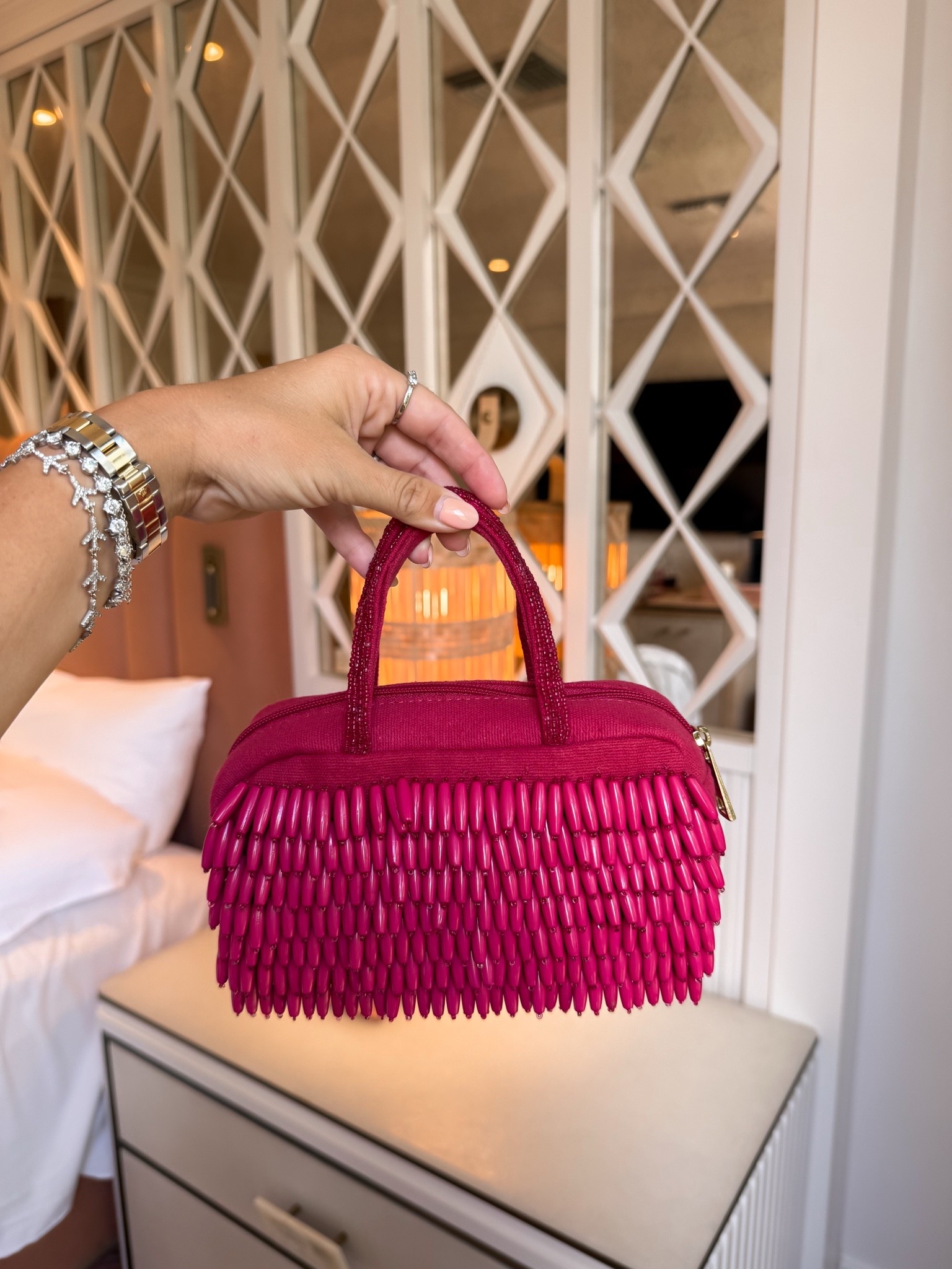 This adorable Target purse is on sale, as well as many other ones! I love this one & it’s only $21!

#LTKSaleAlert #LTKdayinmylife #LTKgrwm