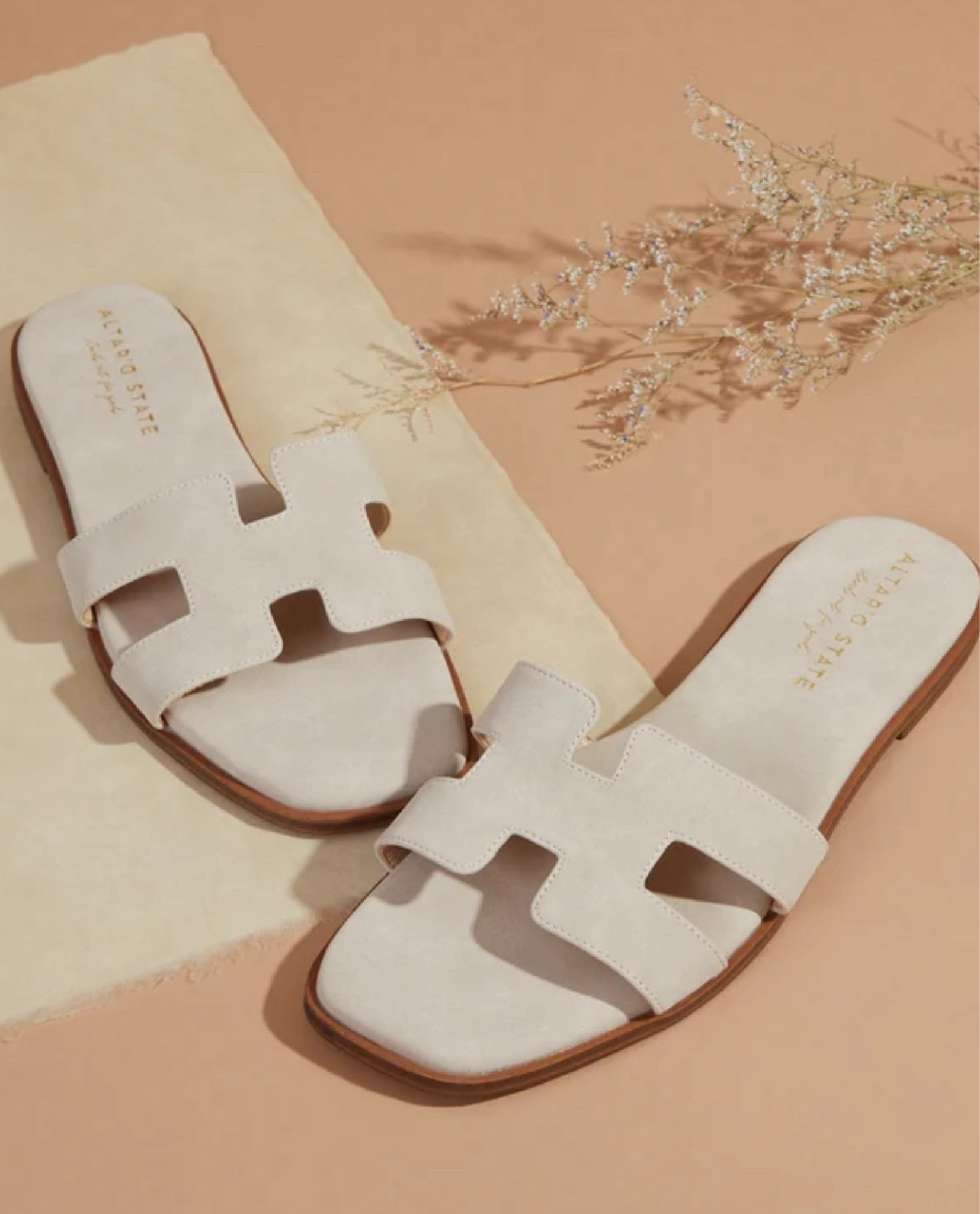 Hermes inspired sandals - comes in a few different colors

#LTKshoecrush #LTKstyletip