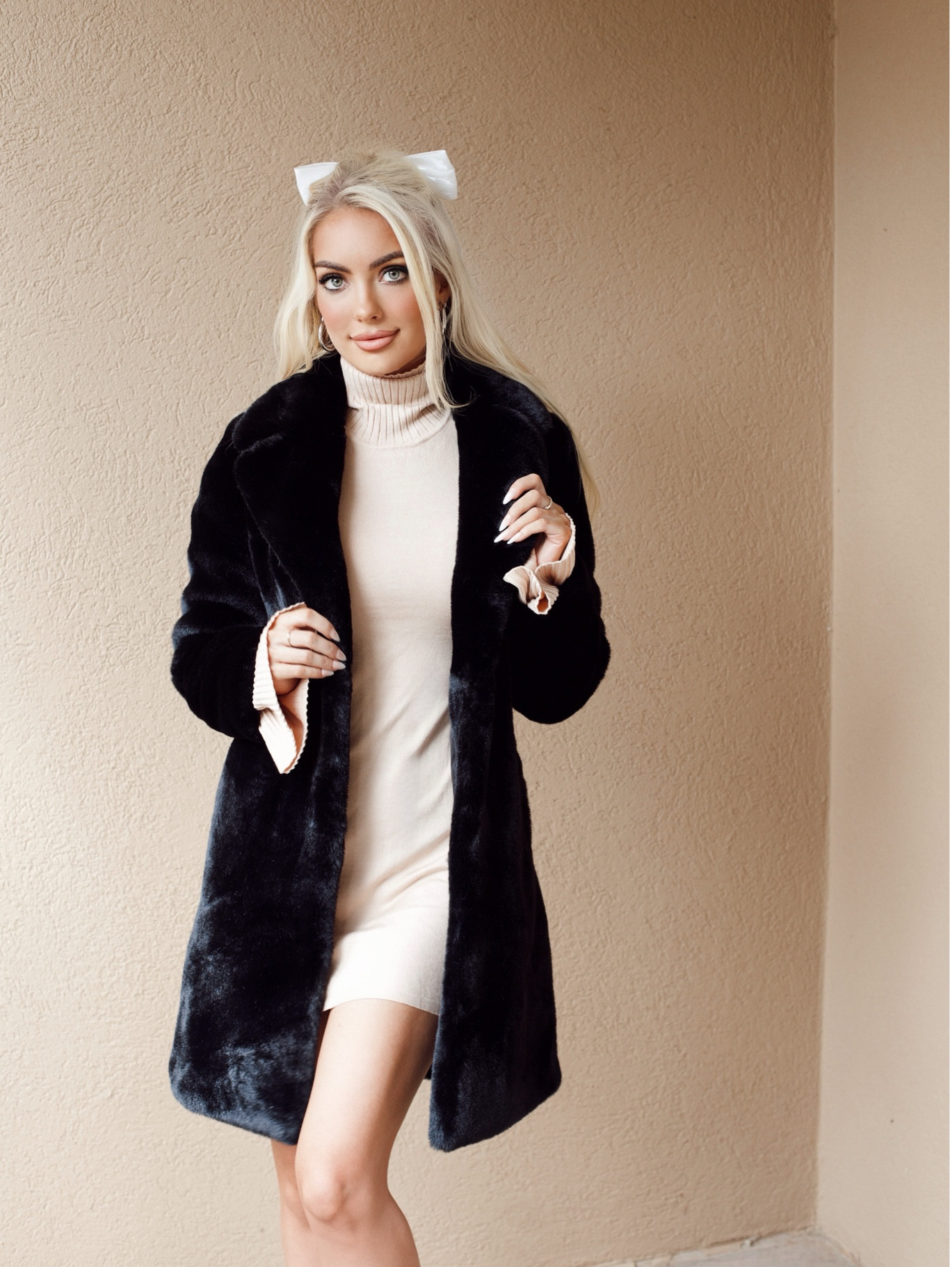 Black Faux Fur Coat and Nude Sweater Dress! Follow @hollyjoannew for style and beauty! Glad you’re here babe!! Xx

Revolve Outfits | Fuzzy Long Coat | Black Fur Jacket | Sweater Dress | Fall Outfit | Winter Coat | Cozy Warm Wardrobe Staples 

#LTKStyleTip #LTKFindsUnder100 #LTKSeasonal