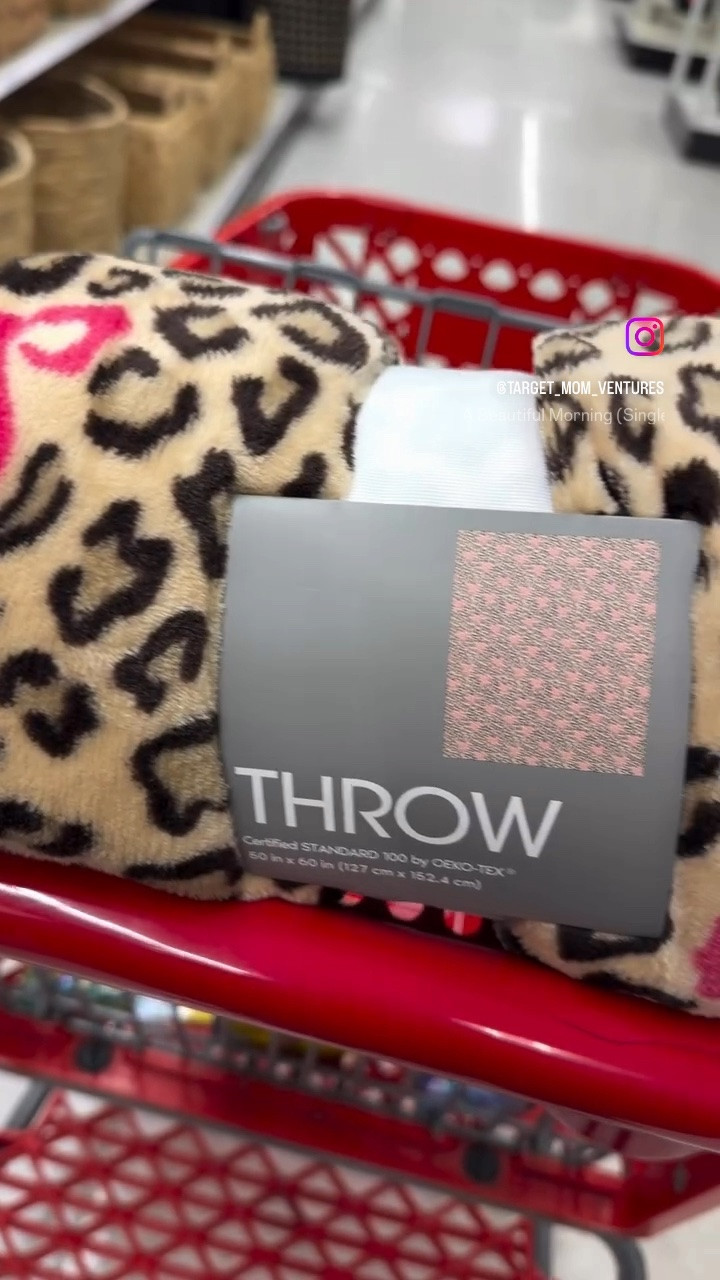 Cozy season is calling 🤎These throw blankets at Target are SO cute, soft, and perfect for giving your space an easy cozy refresh! 🛋️✨

#LTKHome #LTKU #LTKSeasonal