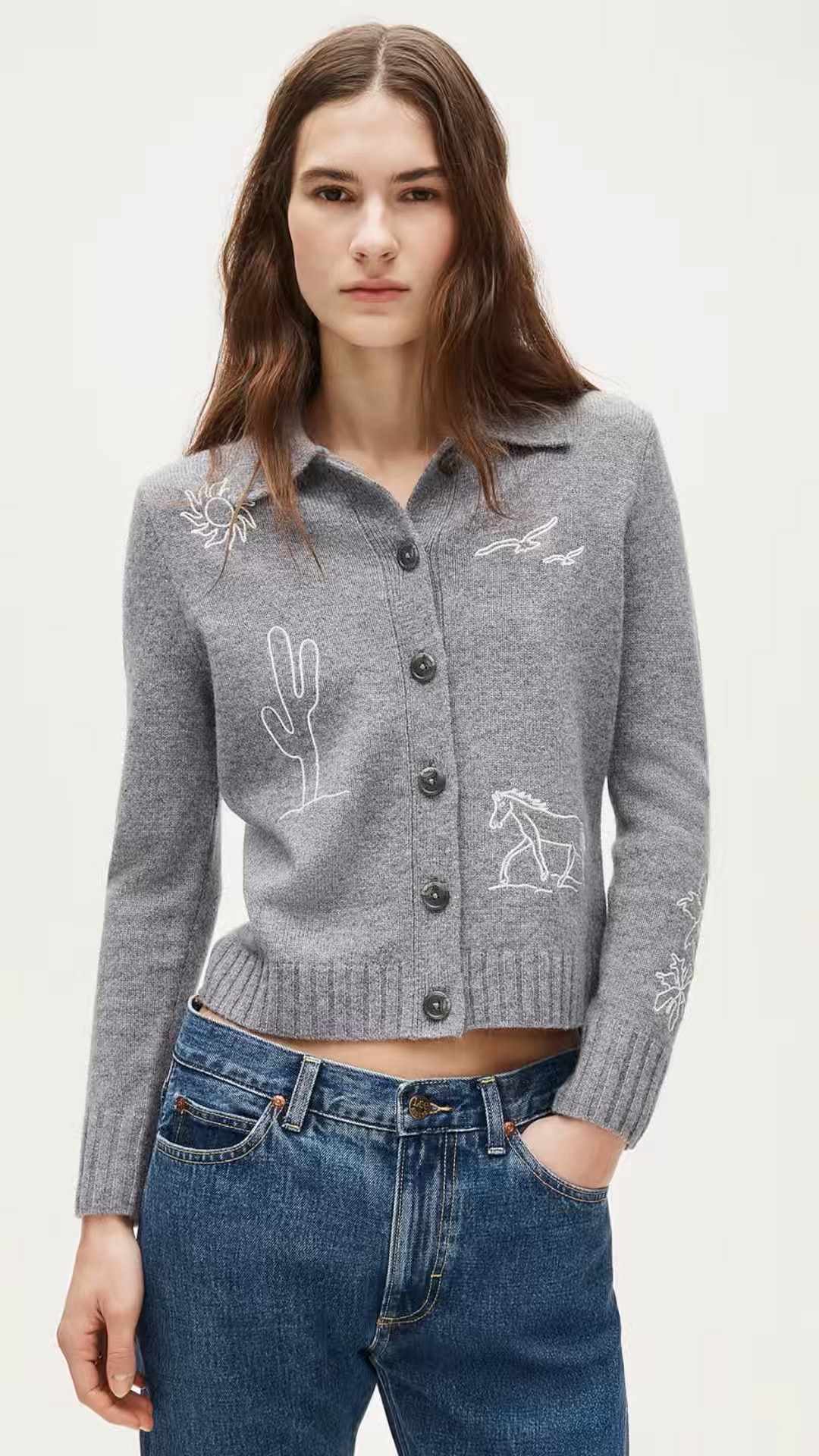 
Vintage wool cardigan in western print
Too soon to buy? Love ‘❤️’ this post to get a price drop notification. 
🔗https://bit.ly/RBHOUSEWIFE

#LTKootd #LTKPlusSize #LTKSeasonal