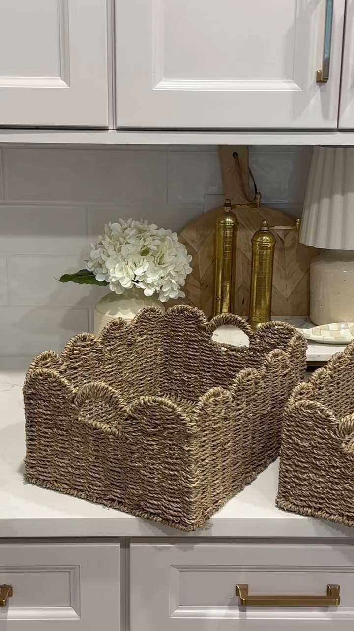 Wicker storage baskets!

So cute and perfect for staying organized🤎



Summer, wicker baskets, scalloped, storage, woven, minimalism, neutral, sidneymarieduke 

 #LTKHome
