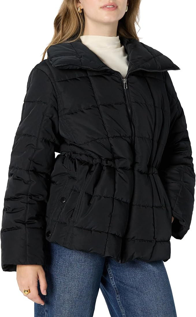 Amazon Essentials (Demi's Pick) Women's Oversized-Fit Square Quilted Puffer Jacket with Adjustabl... | Amazon (US)
