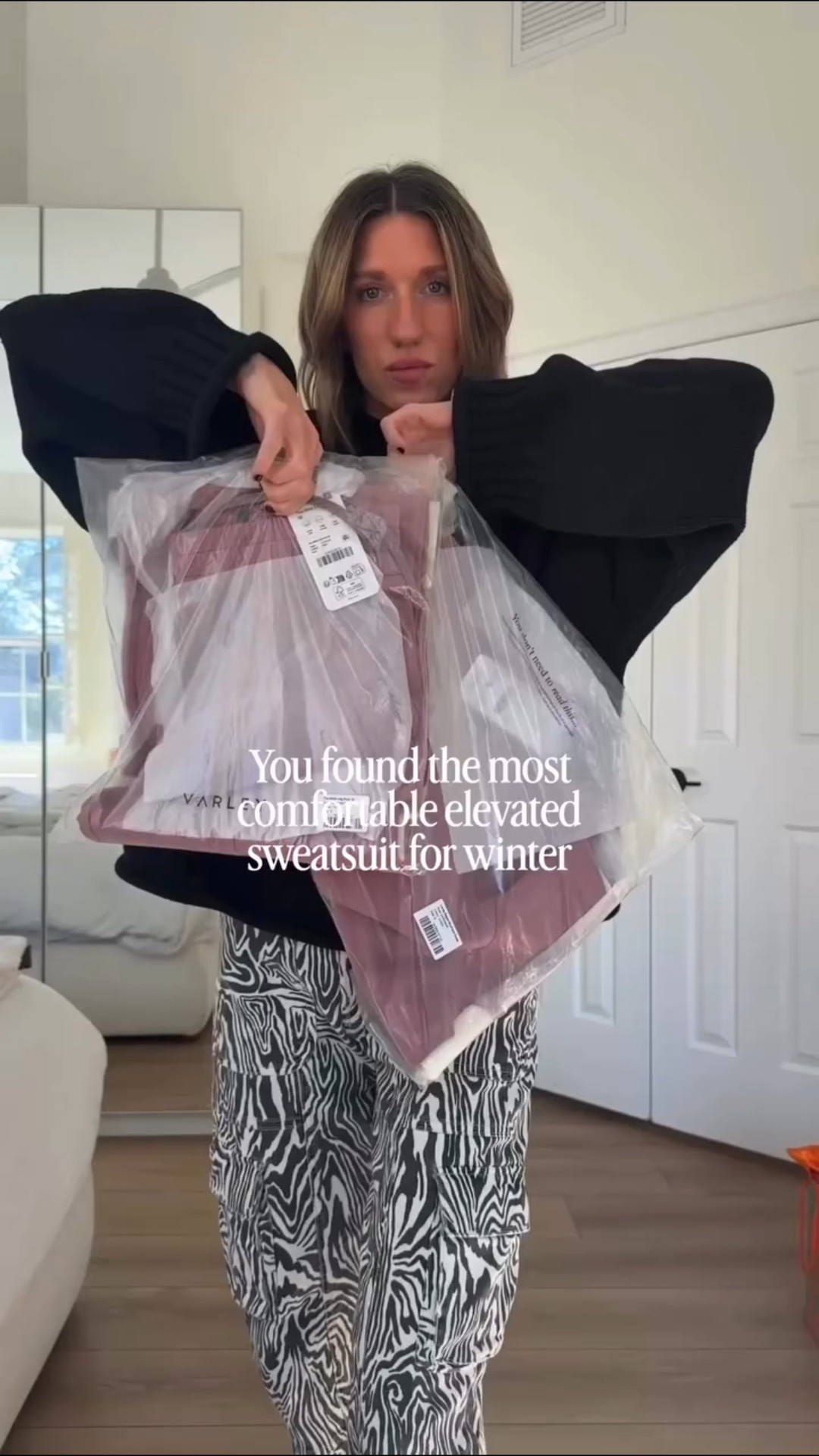 When you want to be comfortable but chic this winter. Never put on anything more comfortable! This fabric is insane. 

Comment WANT for a link sent to your DM’s!

#LTKootd #LTKgrwm #LTKmomlife