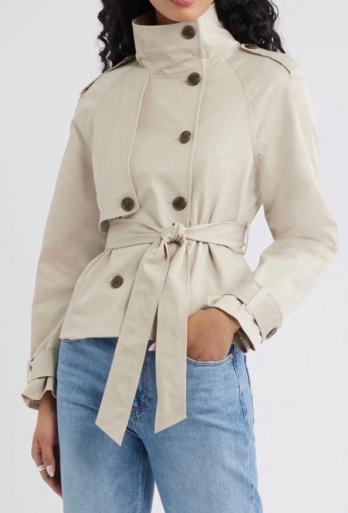 Cropped trench
Nordstrom Anniversary Sale

#LTKSaleAlert