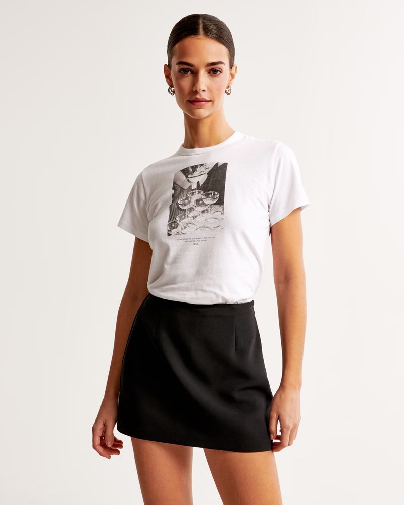 Short-Sleeve Cocktail Graphic Skimming Tee | Abercrombie & Fitch (US)