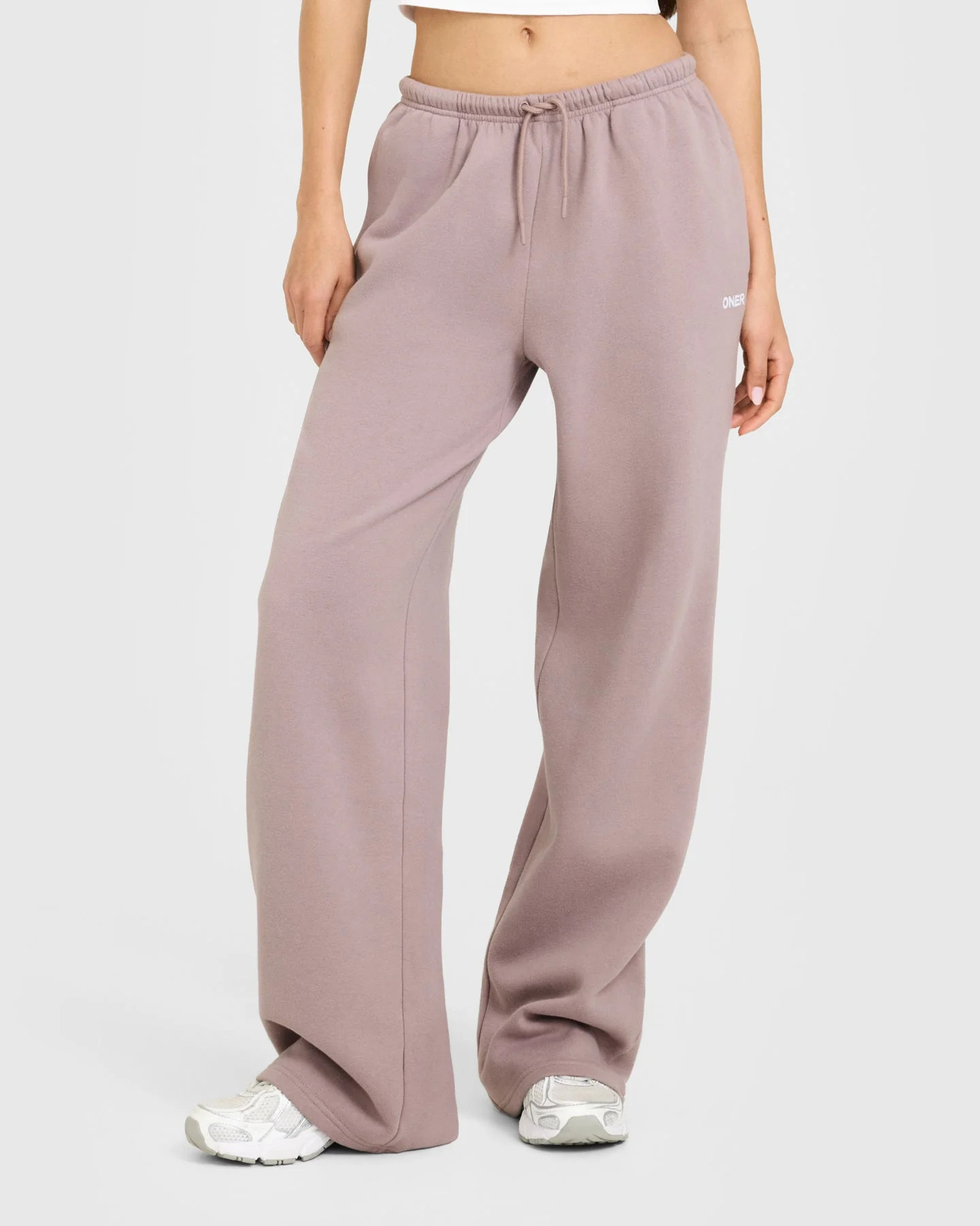 Mid Weight Relaxed Straight Leg Sweatpants | Dusty Purple | Oner Active (UK / US)