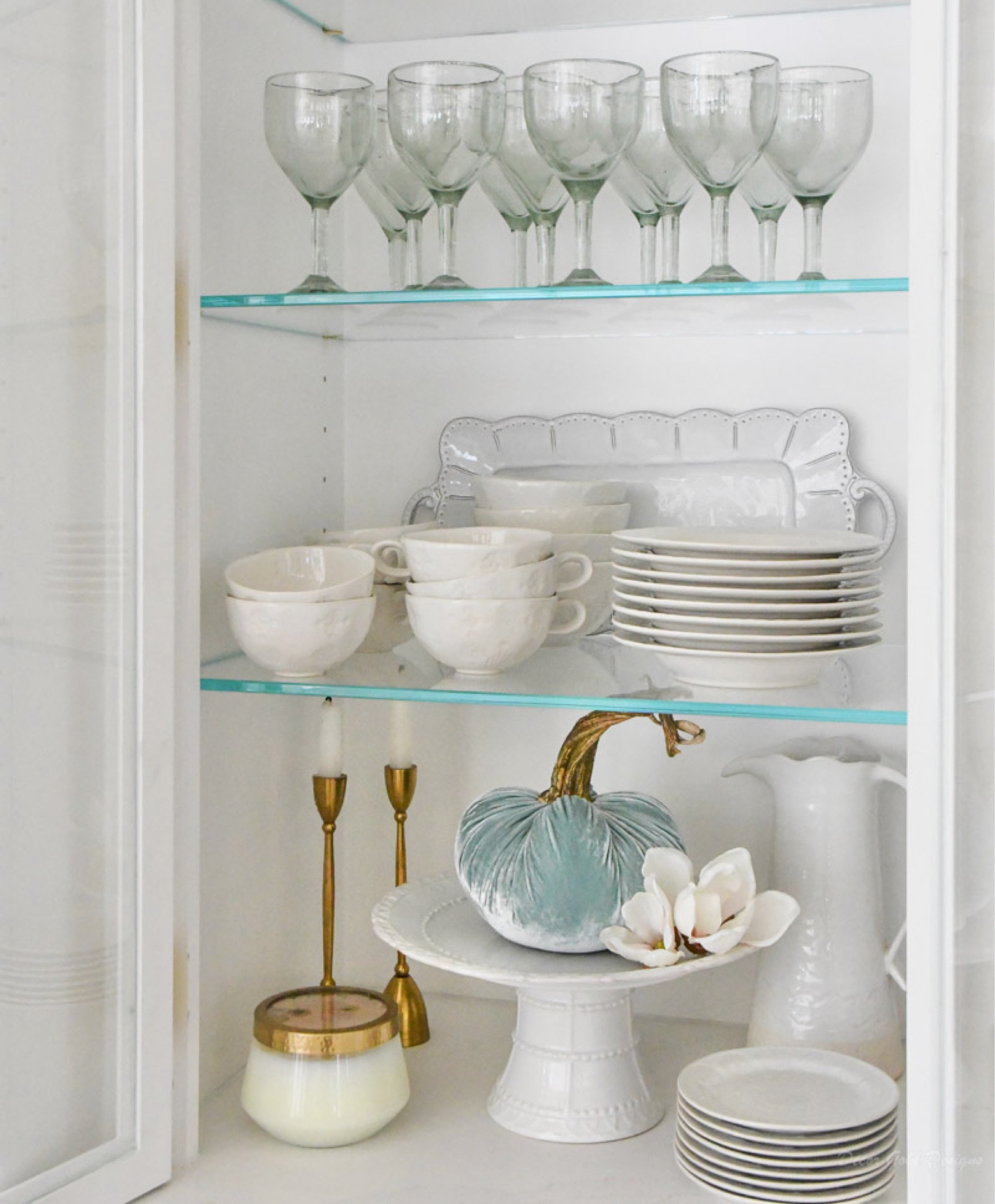 Fall home decor
Kitchen shelves
Dinnerware, dishess

#LTKhome