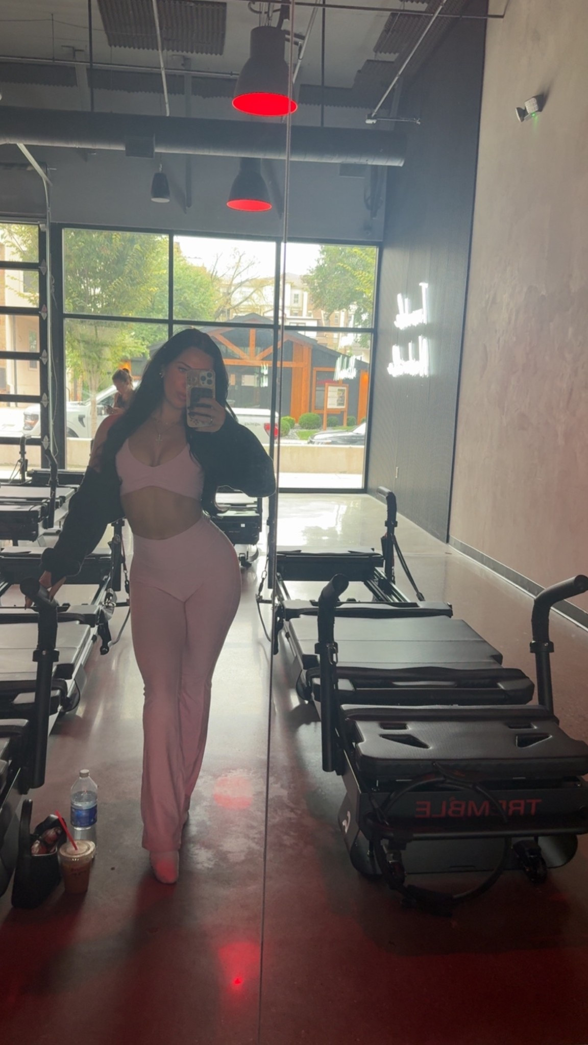 On Wednesdays we wear pink💗🧘‍♀️
especially to Pilates!


#LTKActive #LTKPetite