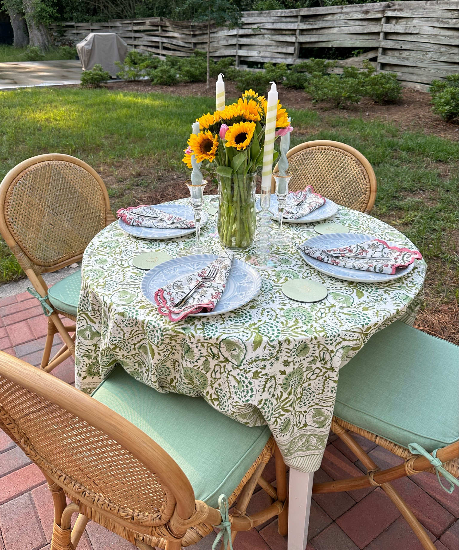The perfect tablecloth is for sale on Prime Day!!!! 💚