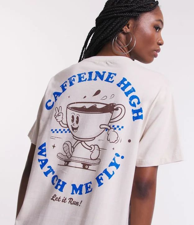 Camiseta Alongada em Meia Malha com Estampa Xícara de Café Frente e Costas Off White | Renner (BR)