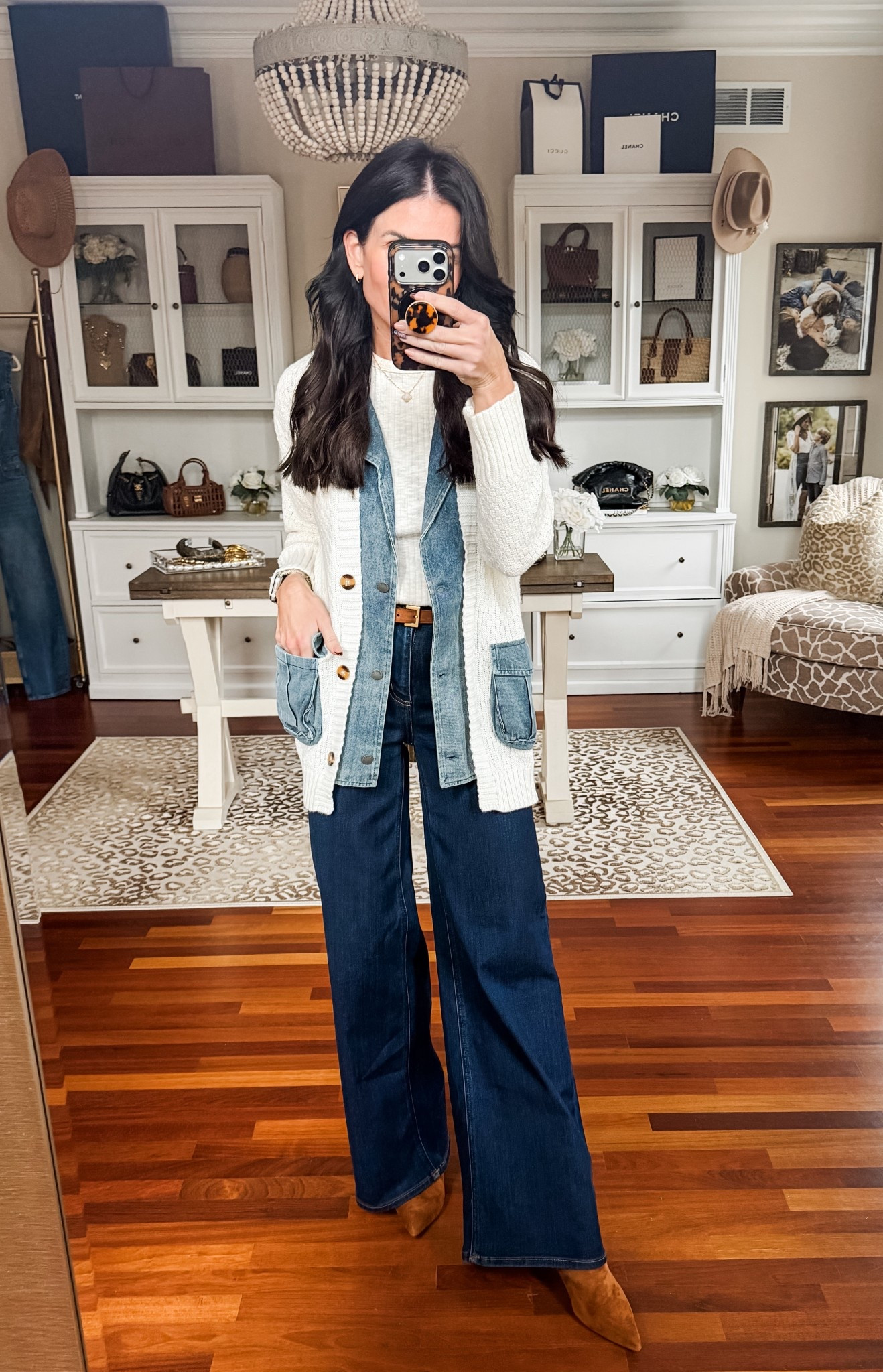 Wearing a small sweater 
Use code SHANNON10

#LTKFindsUnder100 #LTKHoliday #LTKGiftGuide