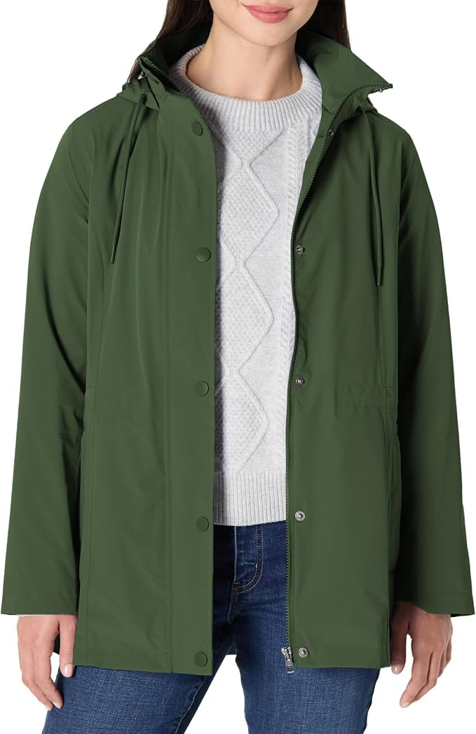 Amazon Essentials Women's Lightweight Waterproof Hooded Rain Jacket | Amazon (US)