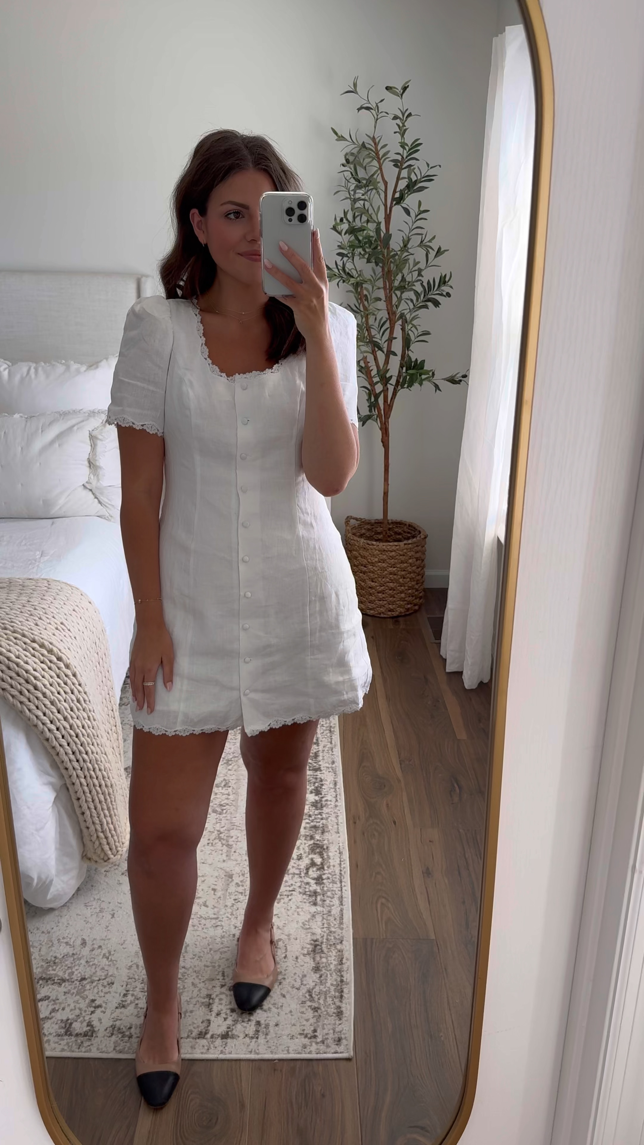 Sizing:
Dress - size 10 (tts & has a bow detail in the back that cinches in your waist) 
Flats - tts

#LTKStyleTip #LTKSeasonal #LTKMidsize